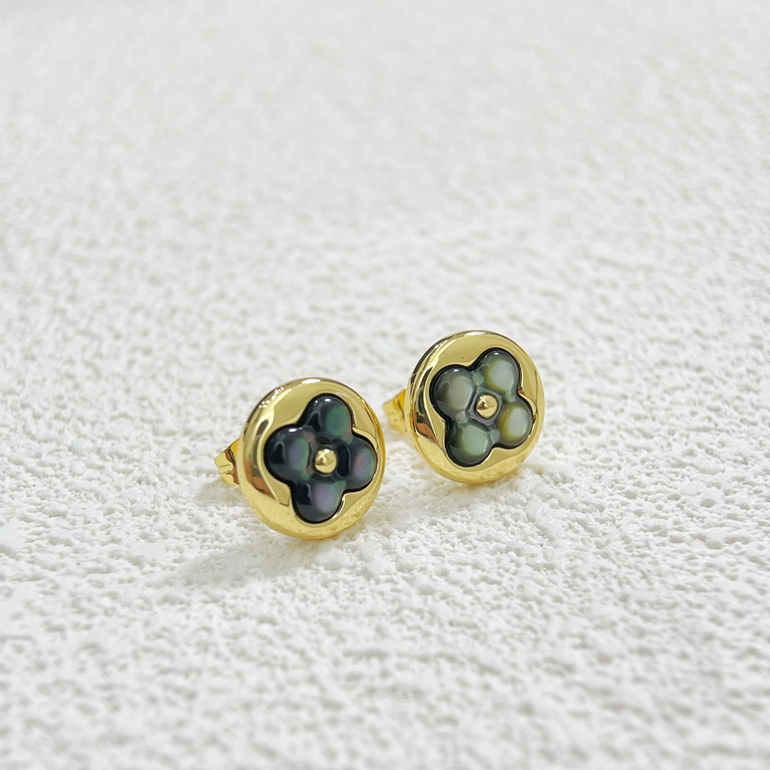 Louis Vuitton Gray Mother of Pearl Stud Earrings - Rep Fashion™