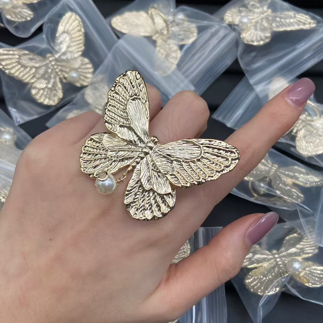 Dior Super Big Butterfly Ring - Rep Fashion™