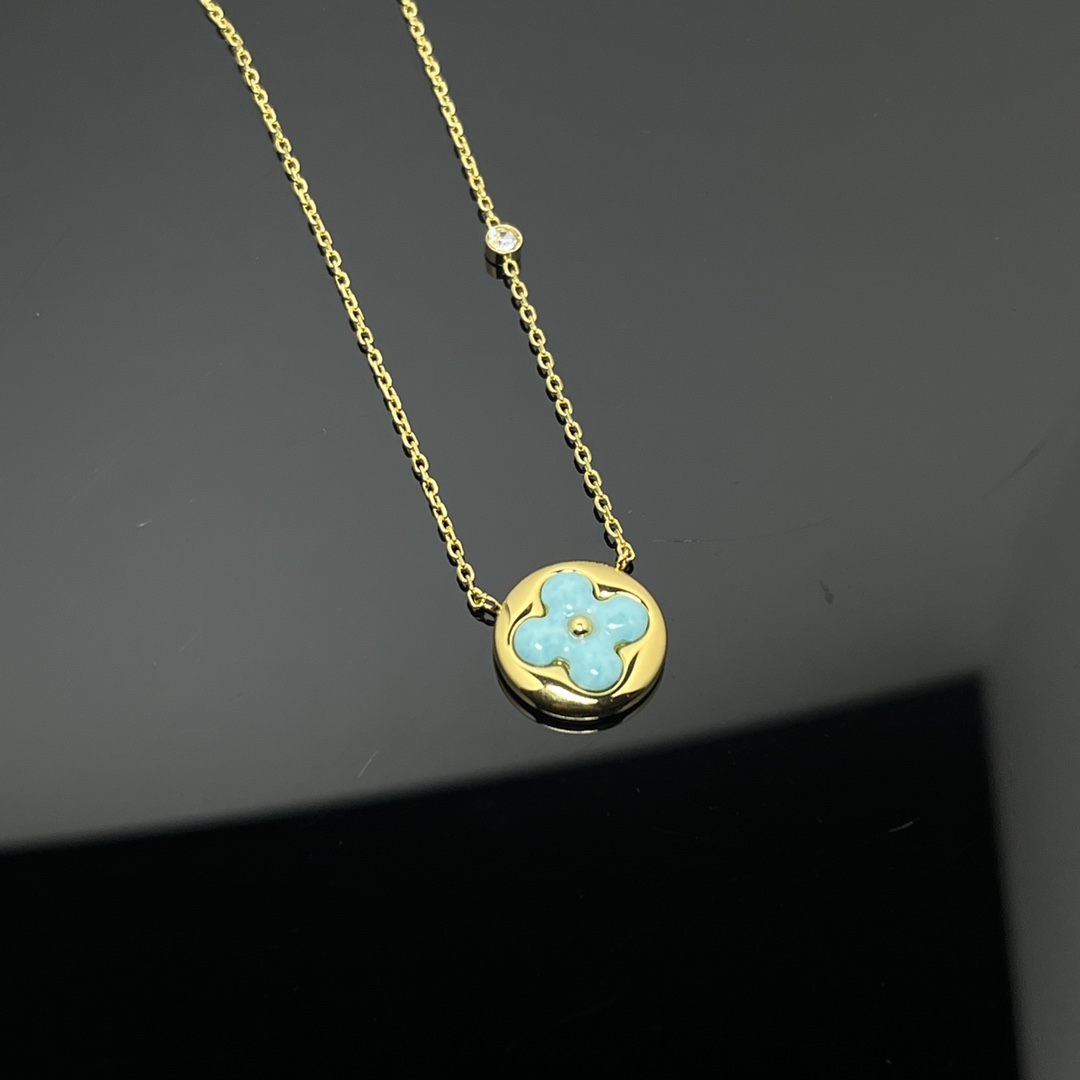 Louis Vuitton Blue Amazonite Sun Blossom Pendant Necklace - Rep Fashion™