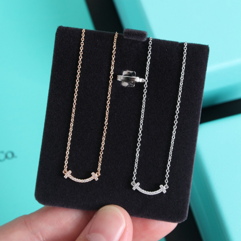 Tiffany Mini Smile Pendant Necklace - Rep Fashion™