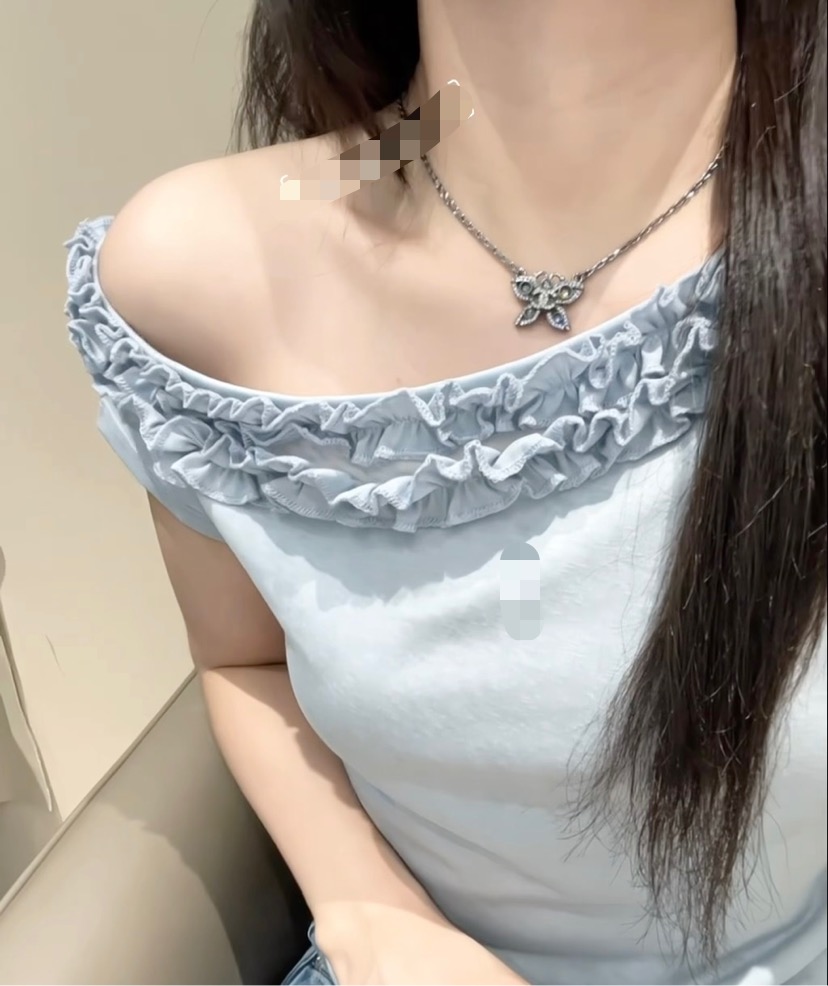 Chanel Hollow Butterfly Necklace - Rep Fashion™