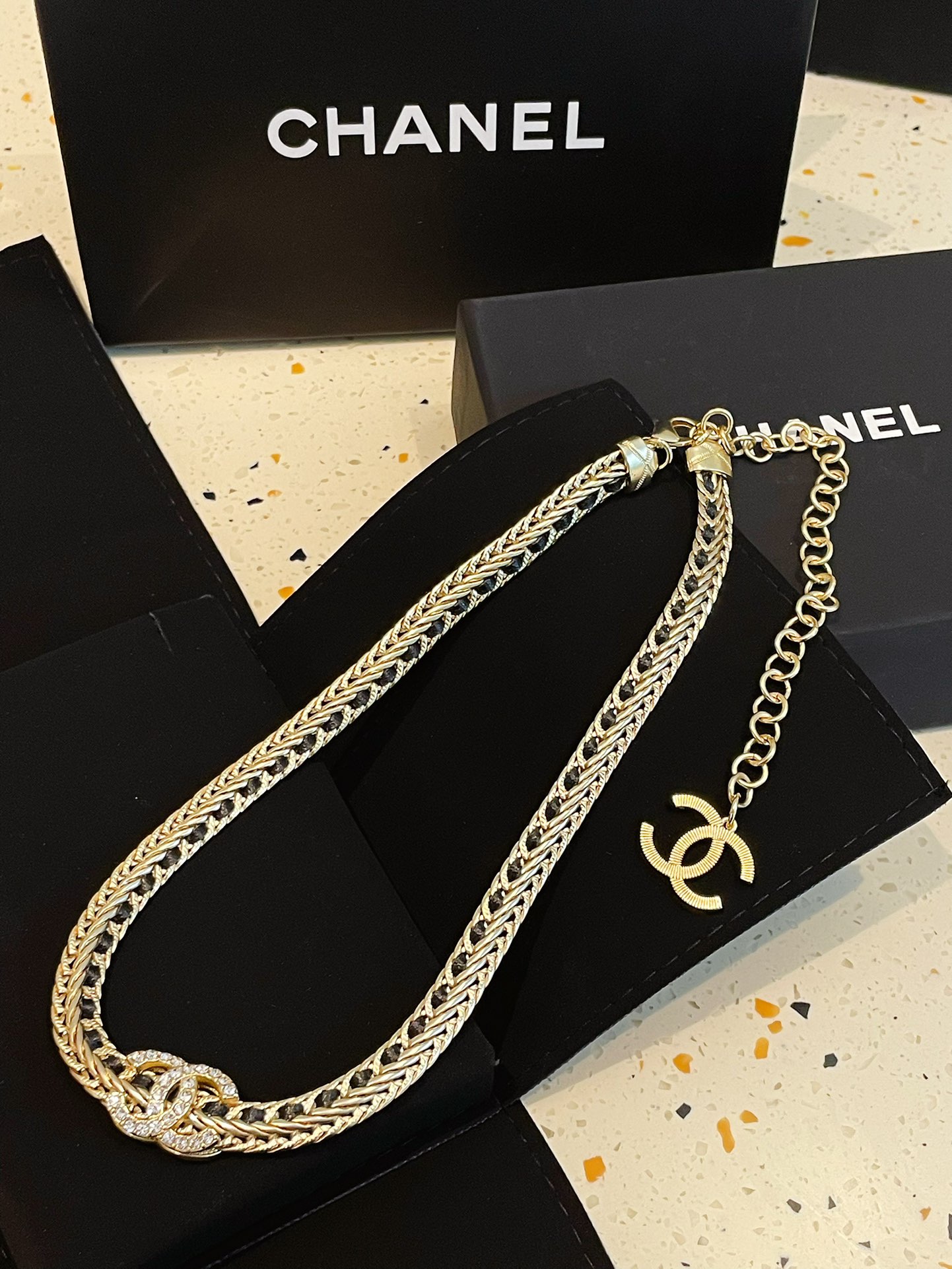 Chanel Leather and Chain CC Choker Necklace - Rep Fashion™