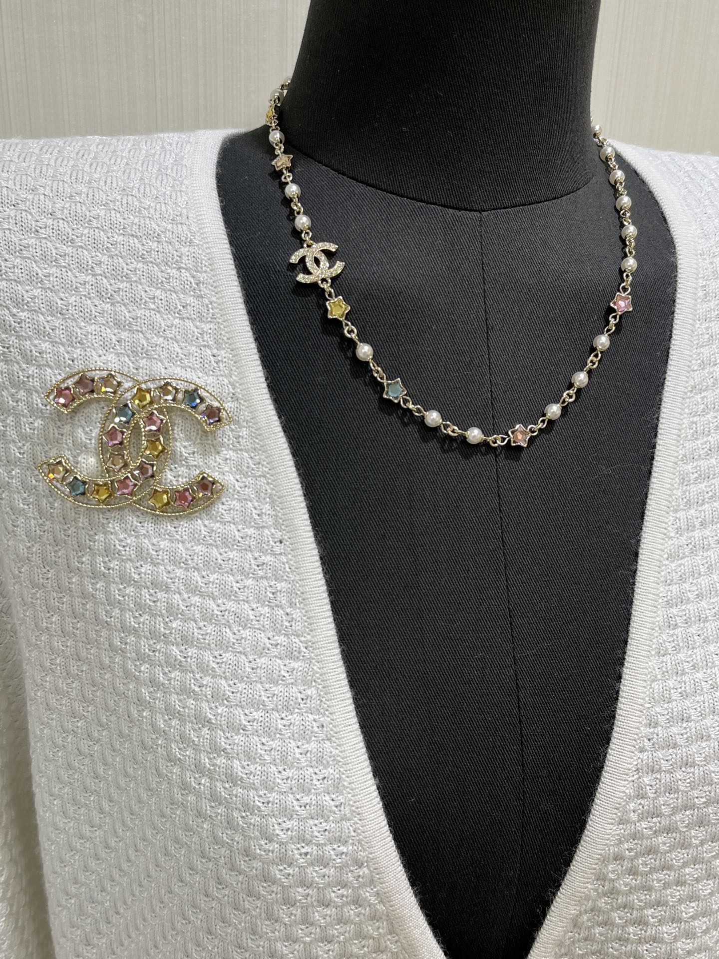 Chanel Colorful Crystal Stars and Pearl Necklace - Rep Fashion™