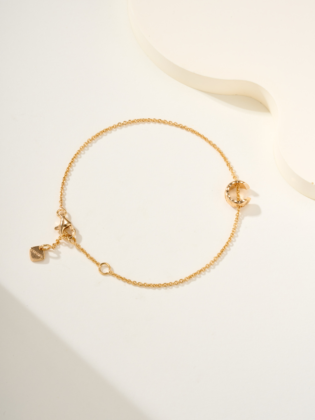 Chanel Coco Crush Chain Bracelet Dainty Jewelry - Rep Fashion™
