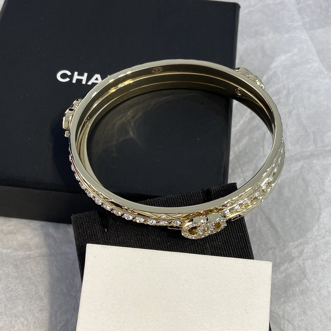 Chanel Coco Crush 3 Stacked Bracelets Bangles - Rep Fashion™