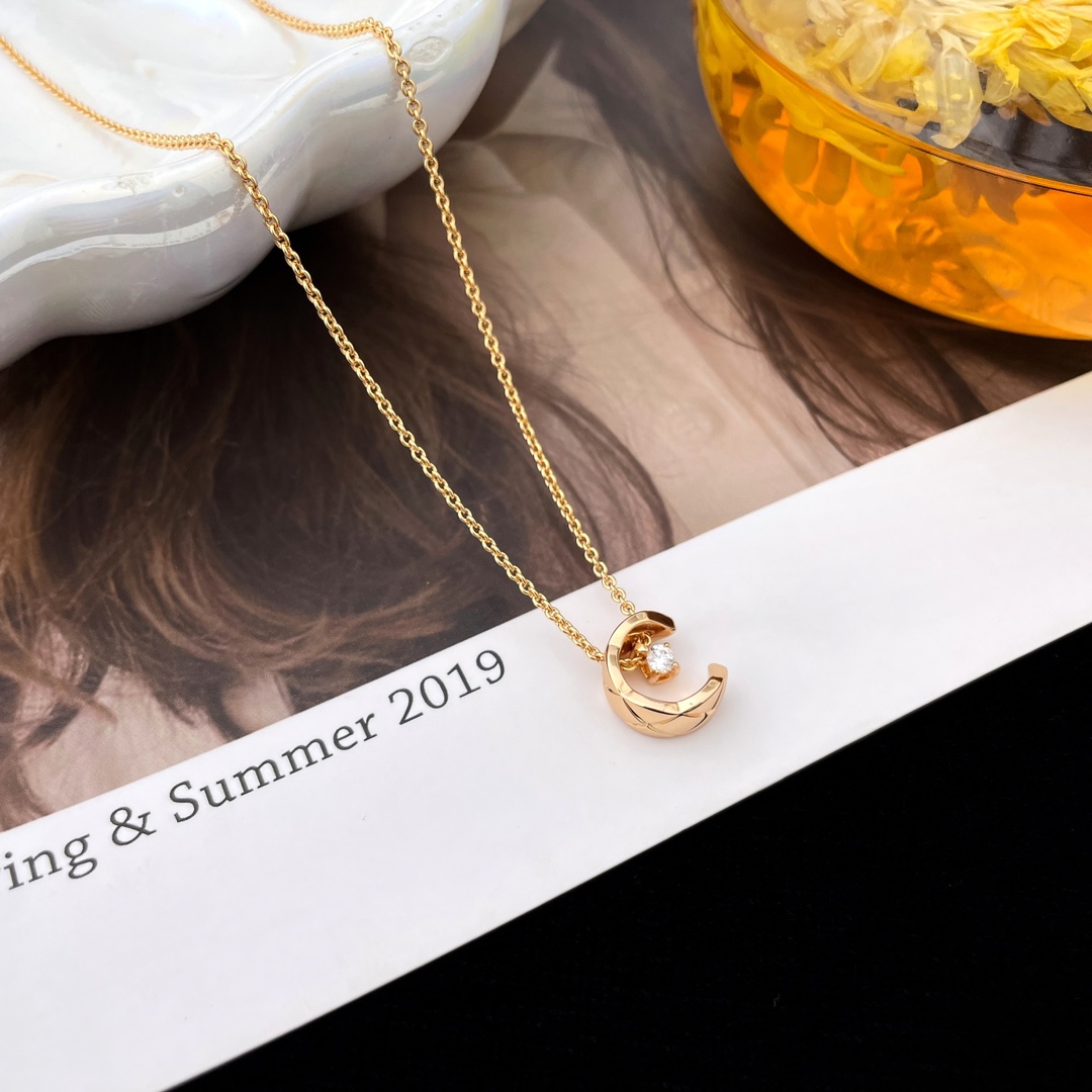 Chanel Coco Collier Necklaces Half Moon Style Three Colors Options - Rep Fashion™