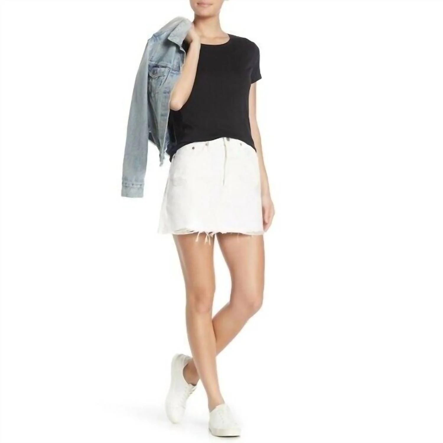 Distressed Raw Hem Cotton Mini Skirt In White