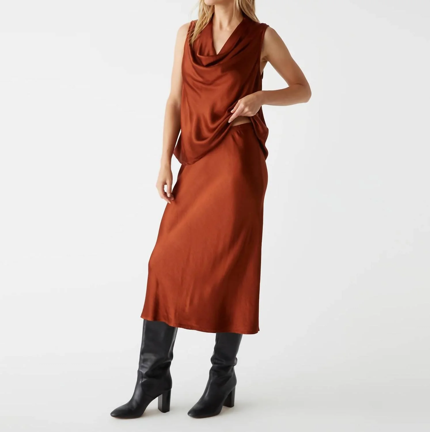 Leila Midi Skirt In Lava