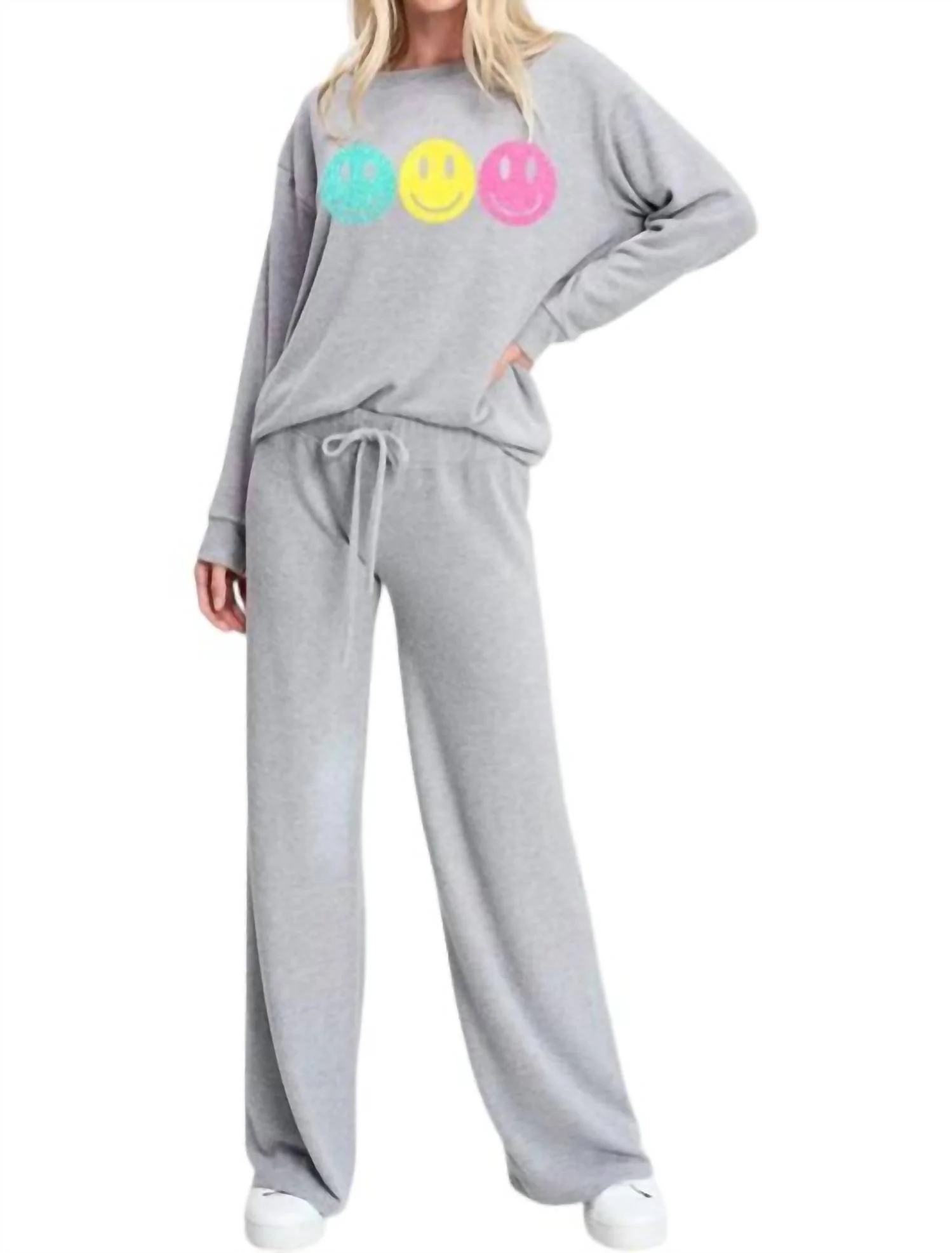 Smile Loungewear Set In Heather Grey