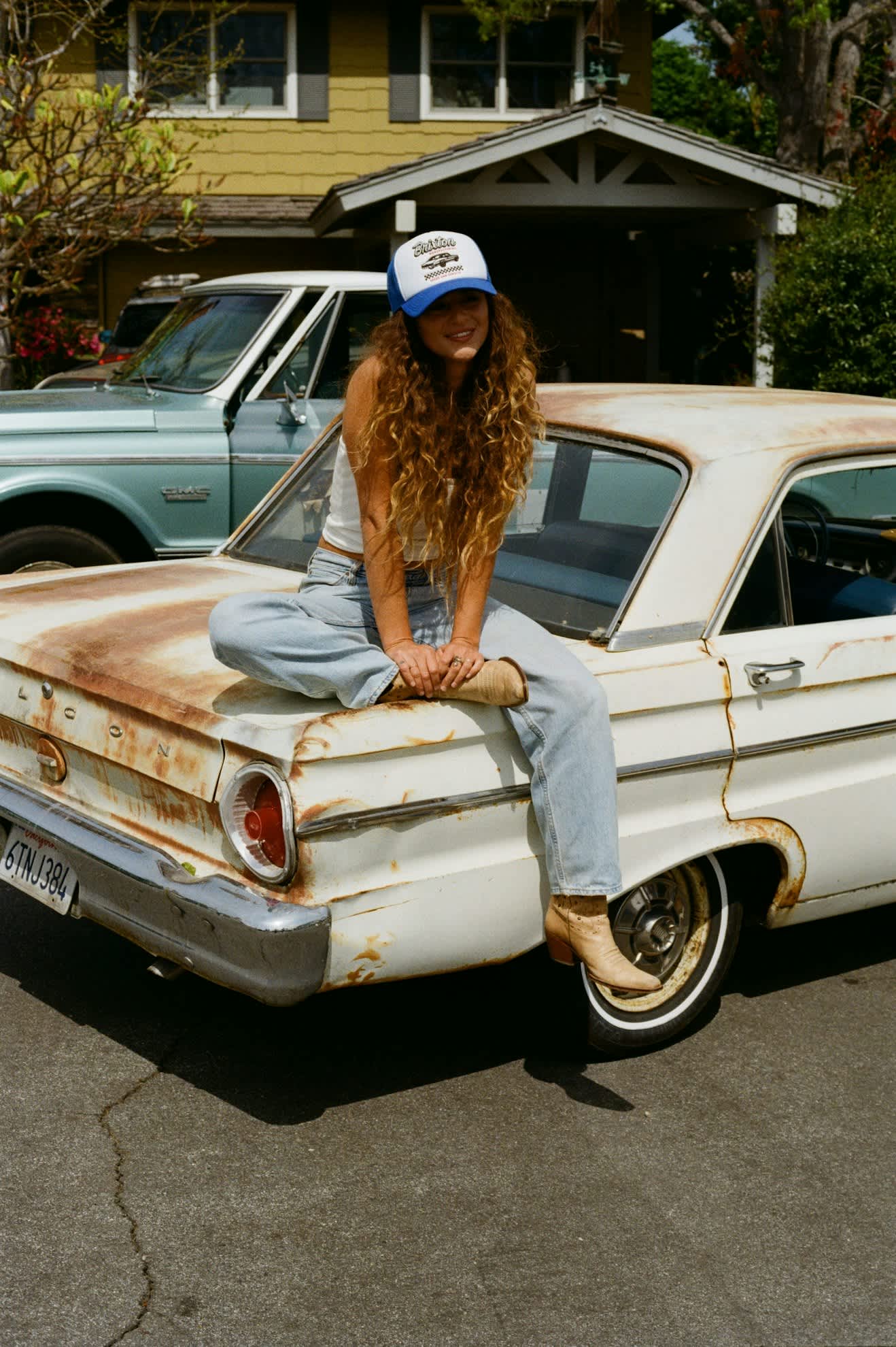 Speed and Service Netplus Trucker Hat - Electric Blue