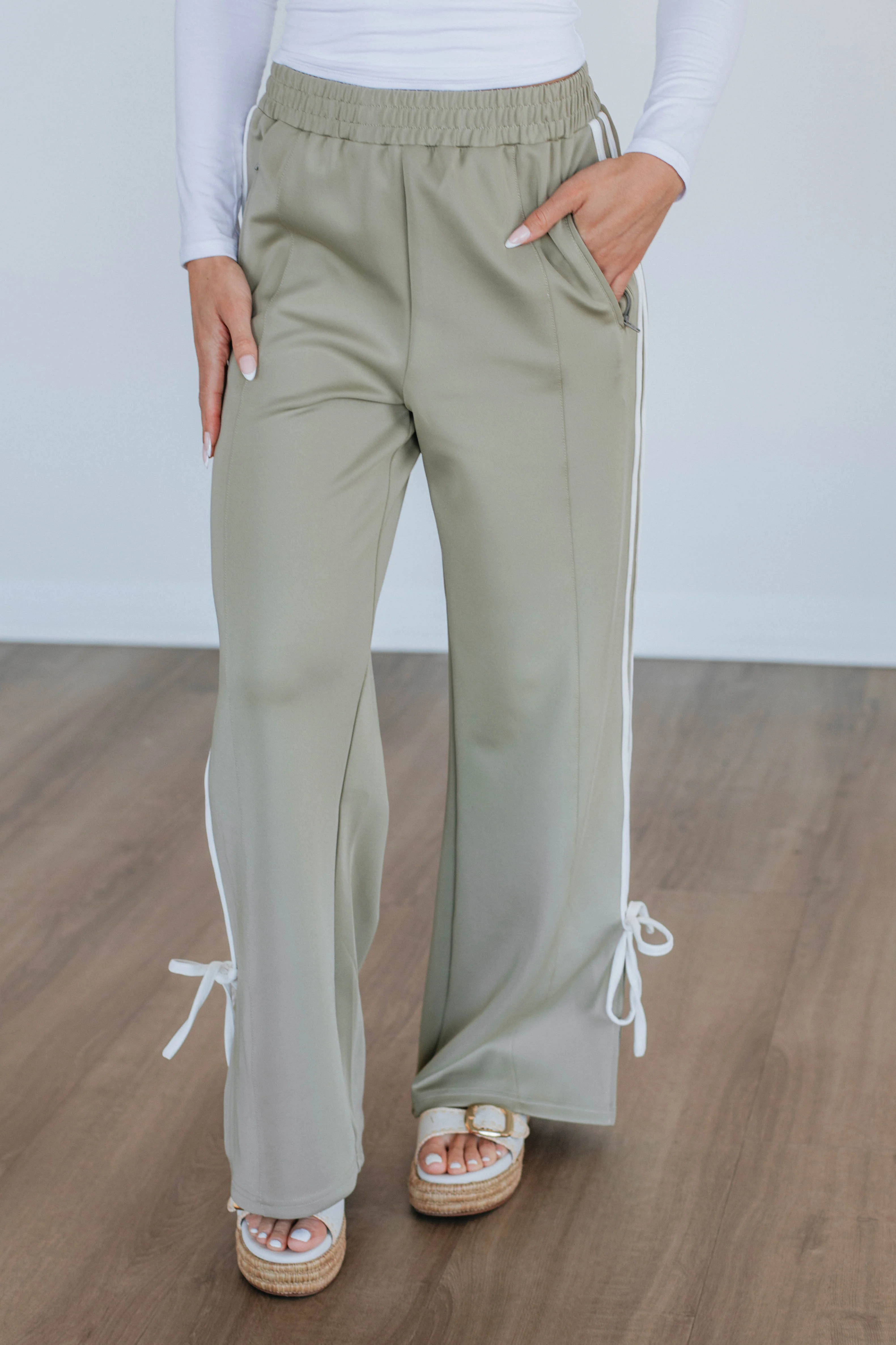 Taylar Track Pants - Light Olive
