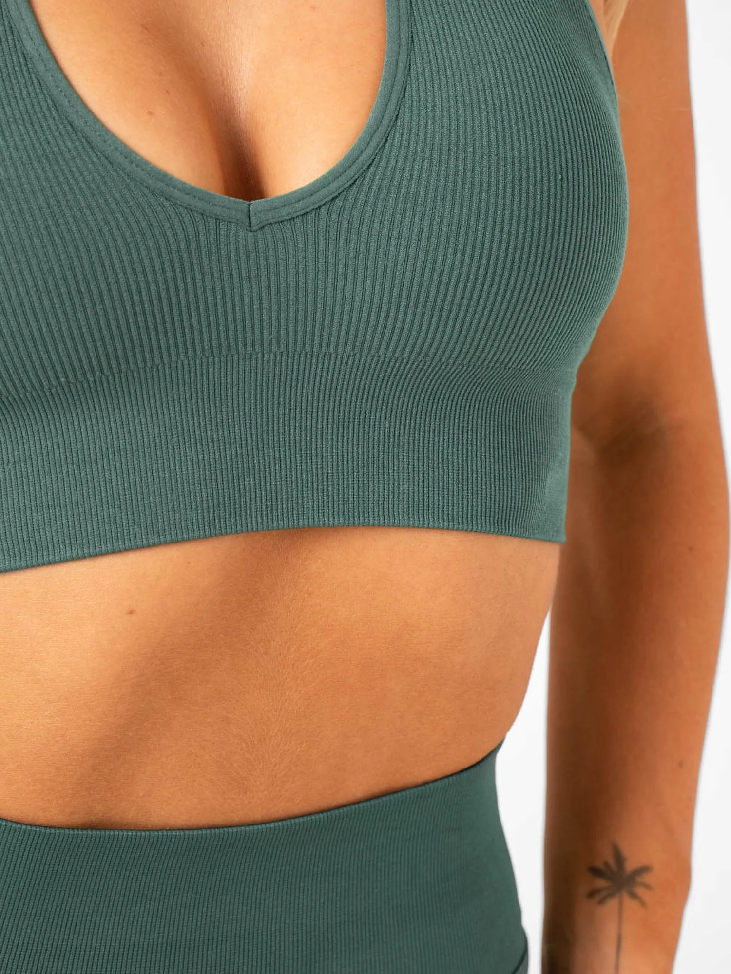 Lift Rib Seamless Halter Sports Bra - Petrol