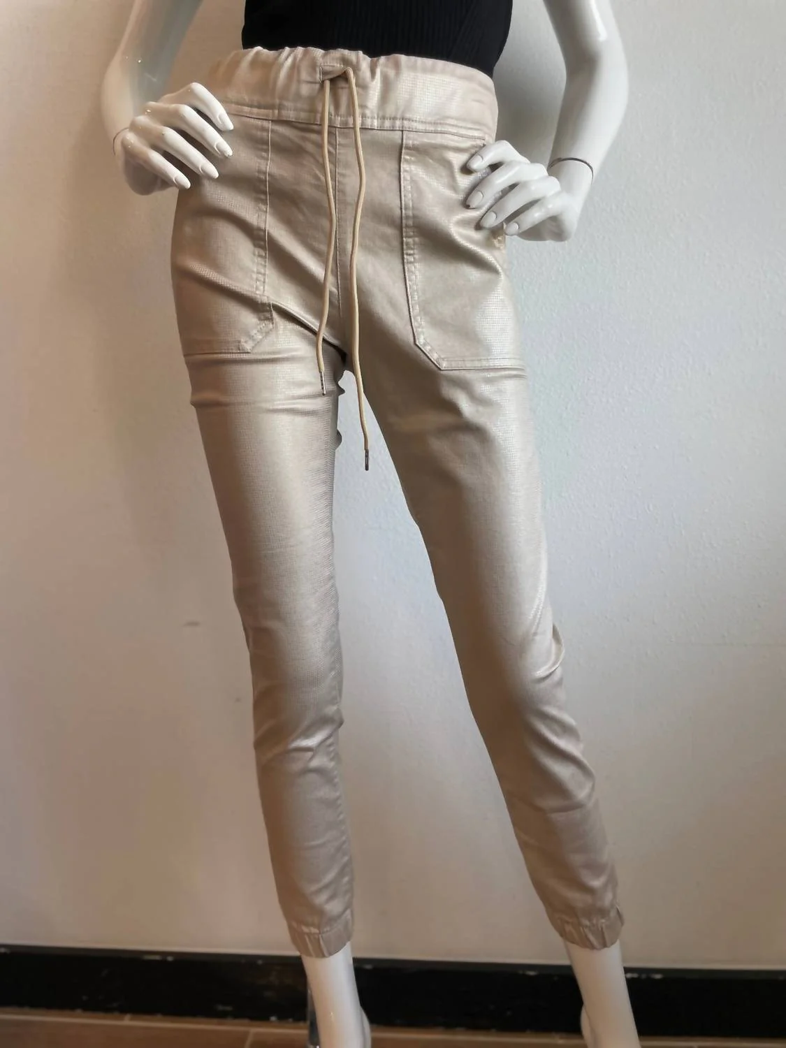 Tali Joggers In Beige/gold Check