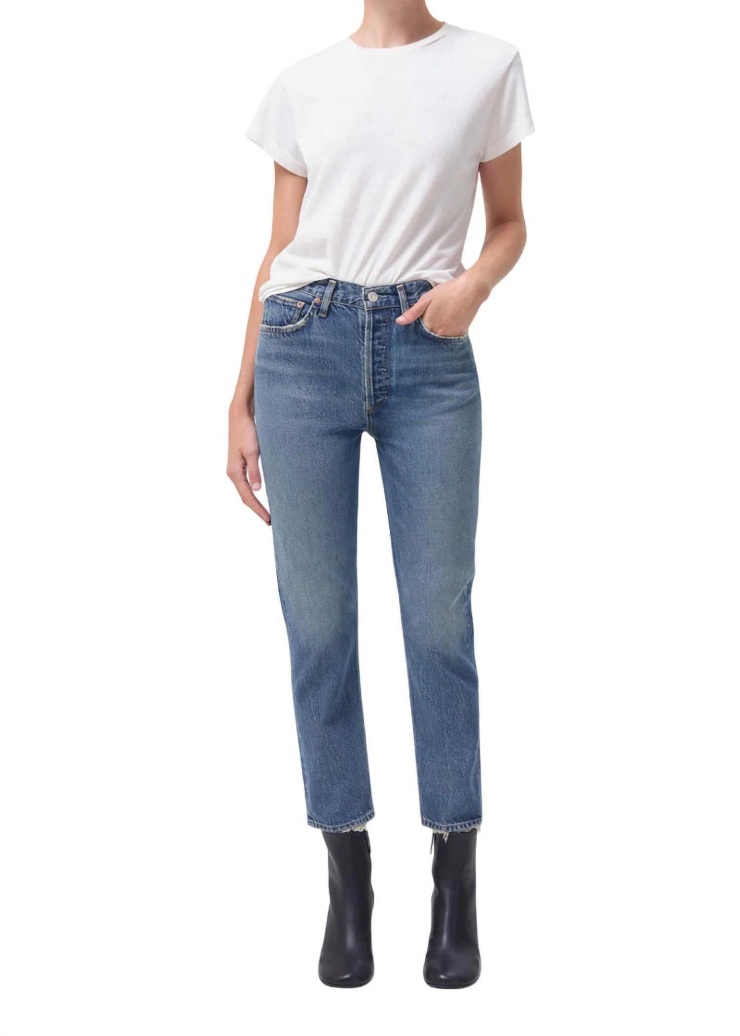 Riley Cropped Jeans In Collective