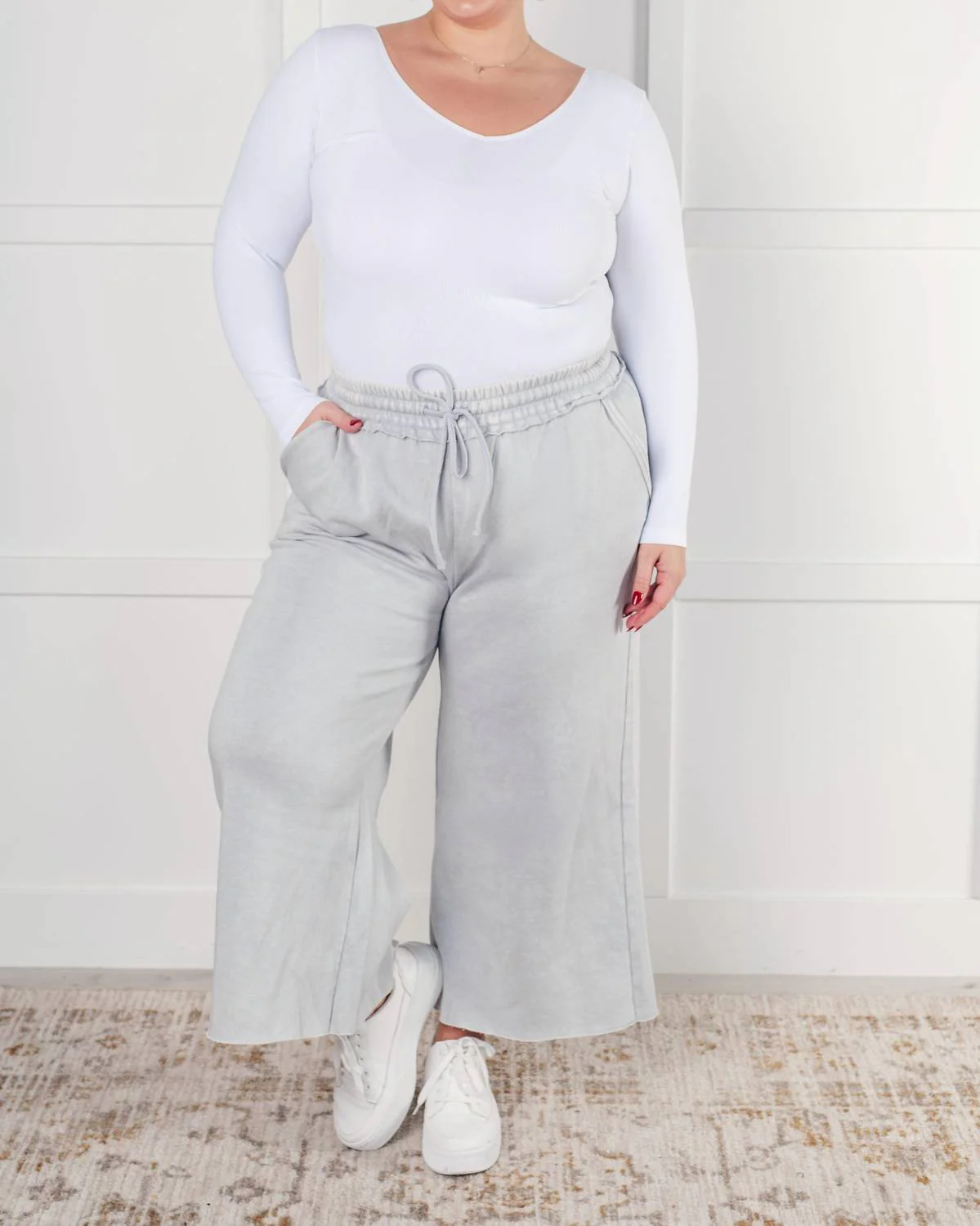 Wide Leg Mineral Wash Cropped Pants In Light Grey