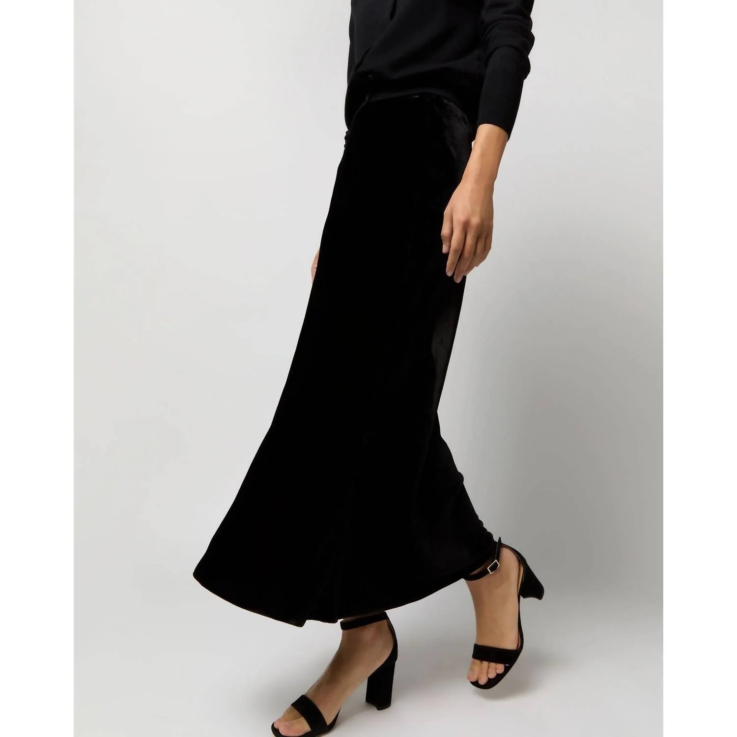 Mare Skirt In Black Velvet