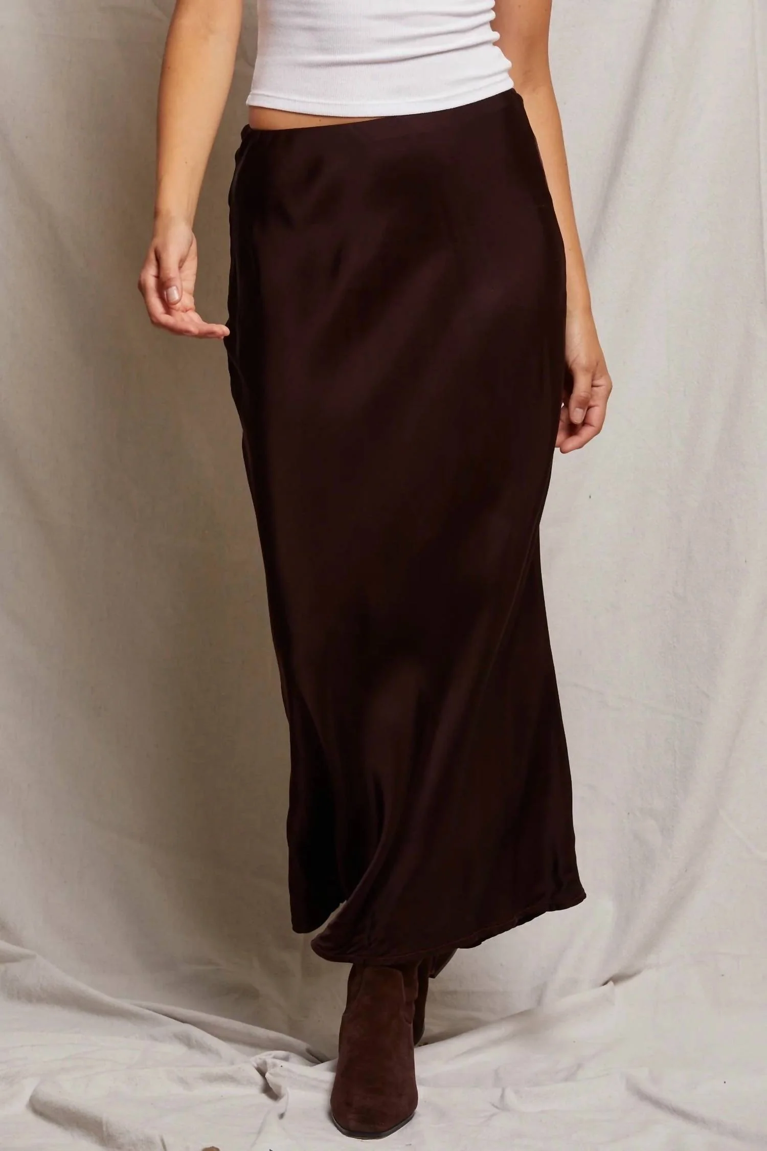 Genevieve Satin Slip Skirt In Blackberry