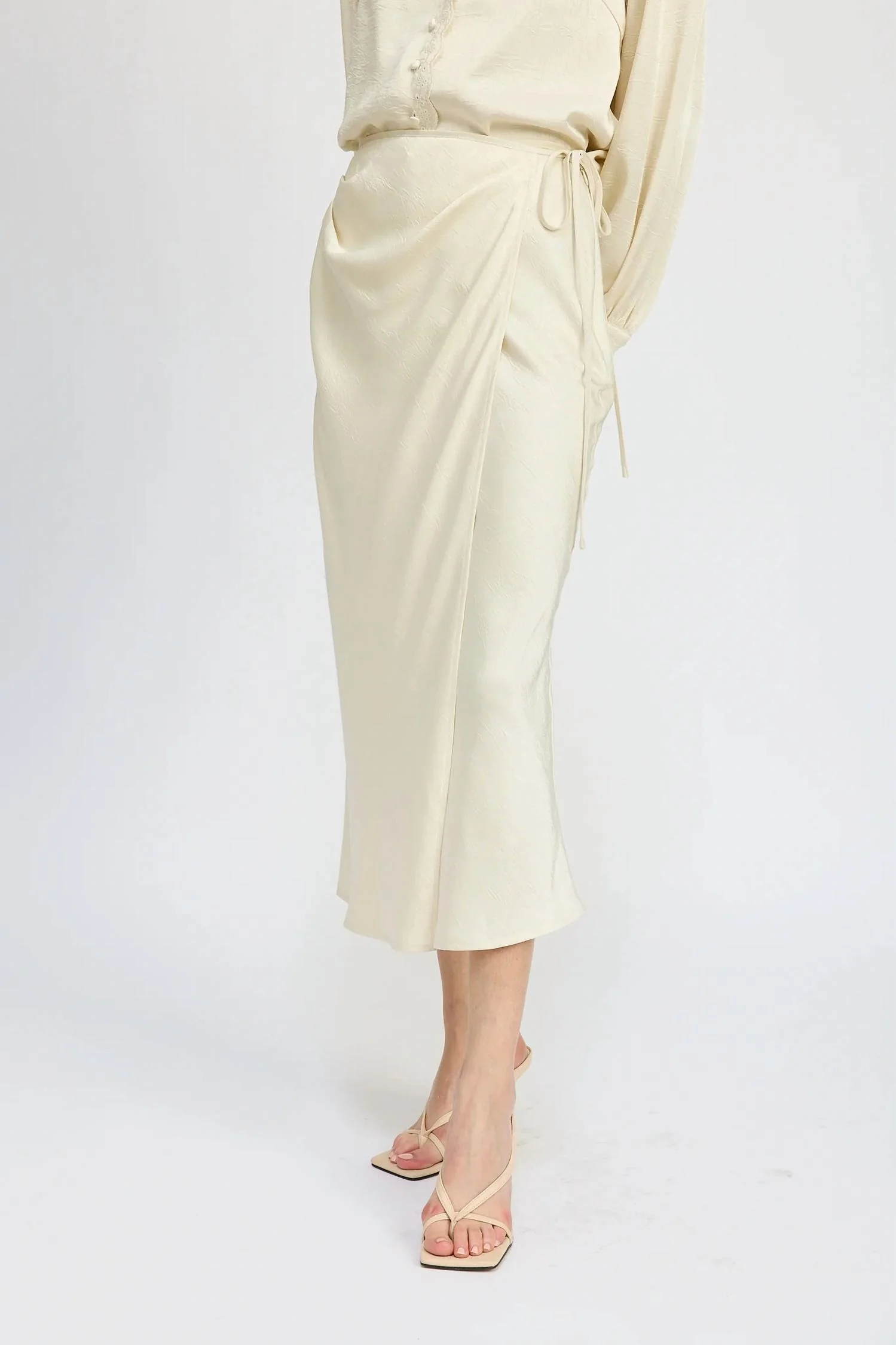 Greta Bias Midi Skirt In Champagne Ivory