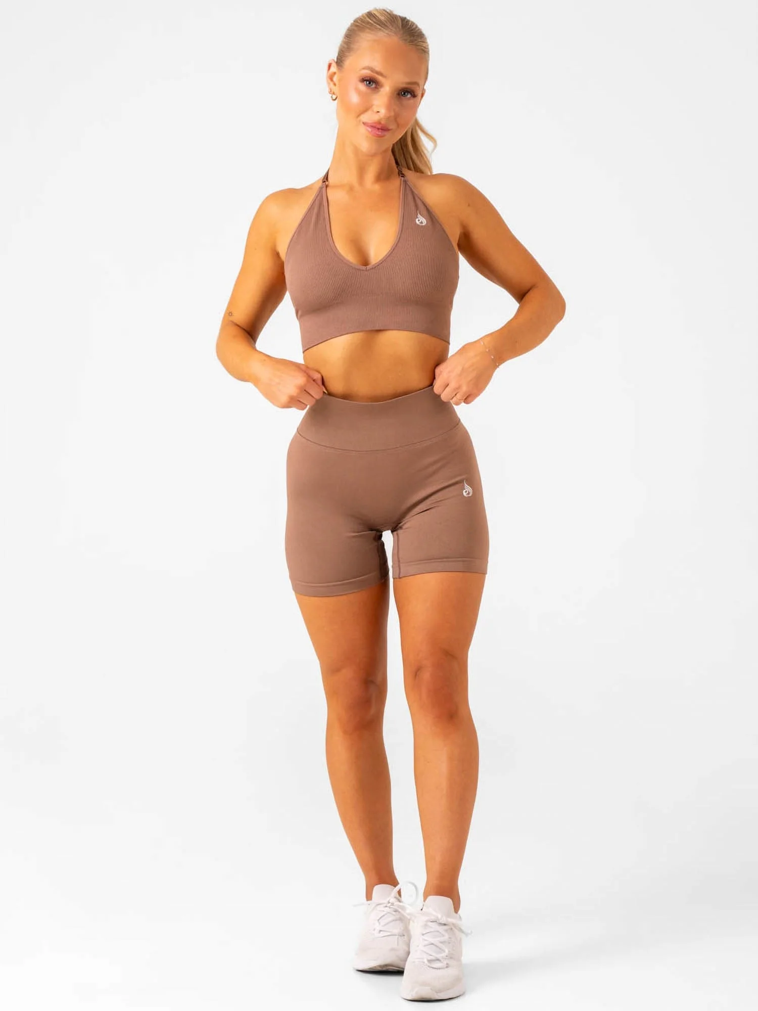 Lift Rib Seamless Halter Sports Bra - Almond