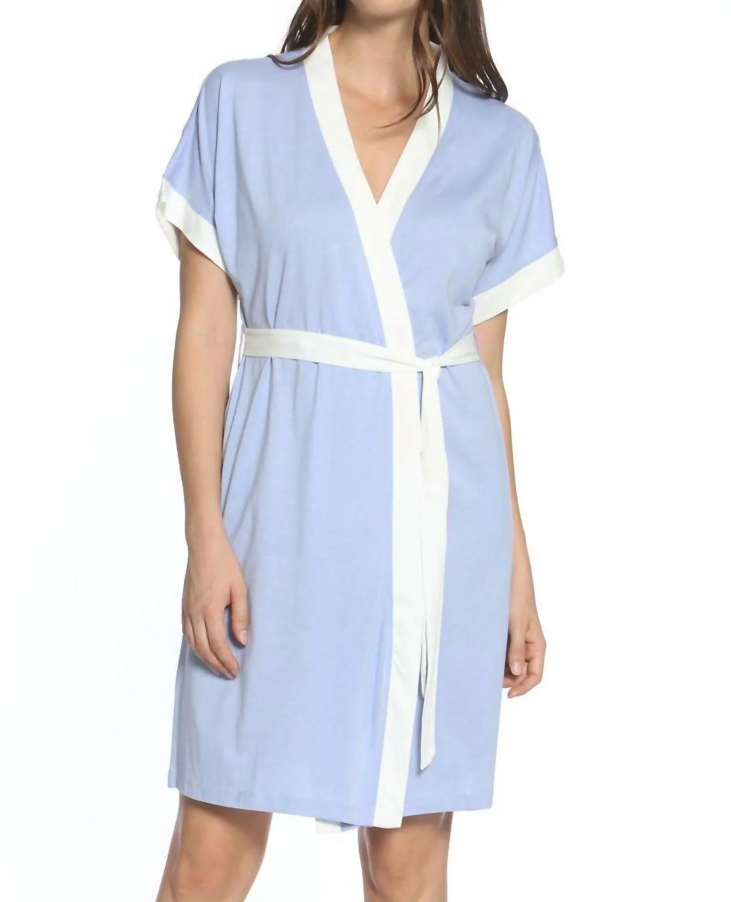 Madeleine Short Sleeve Sleeve Robe In Lavender