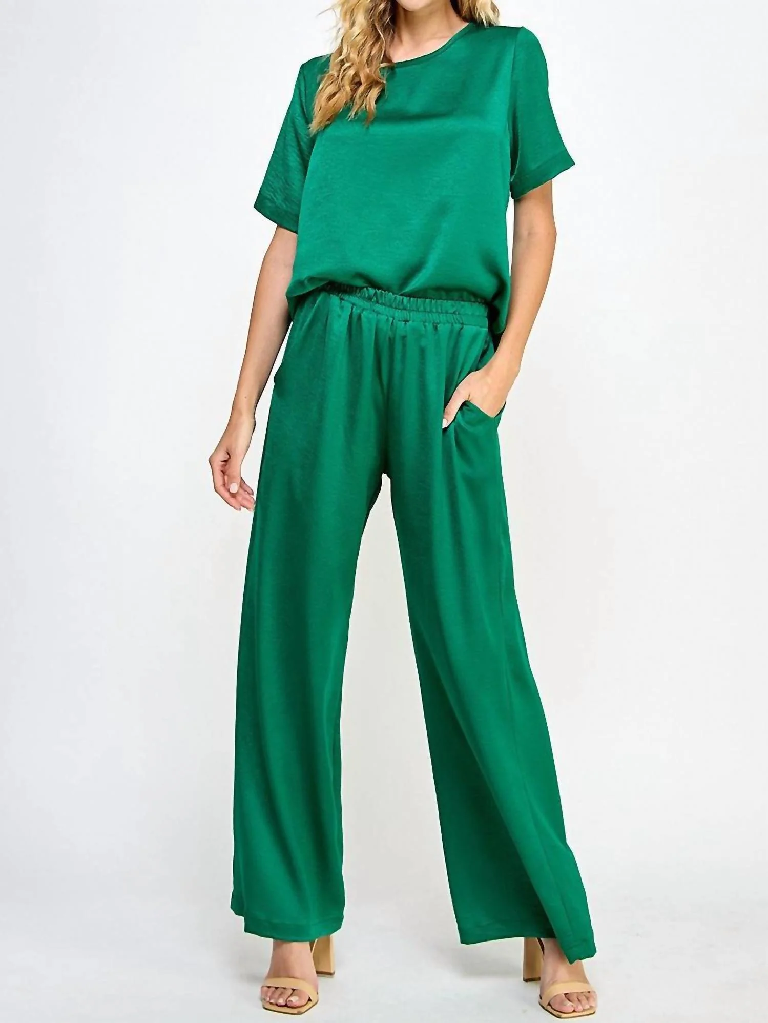 Solid Satin Set In Emerald