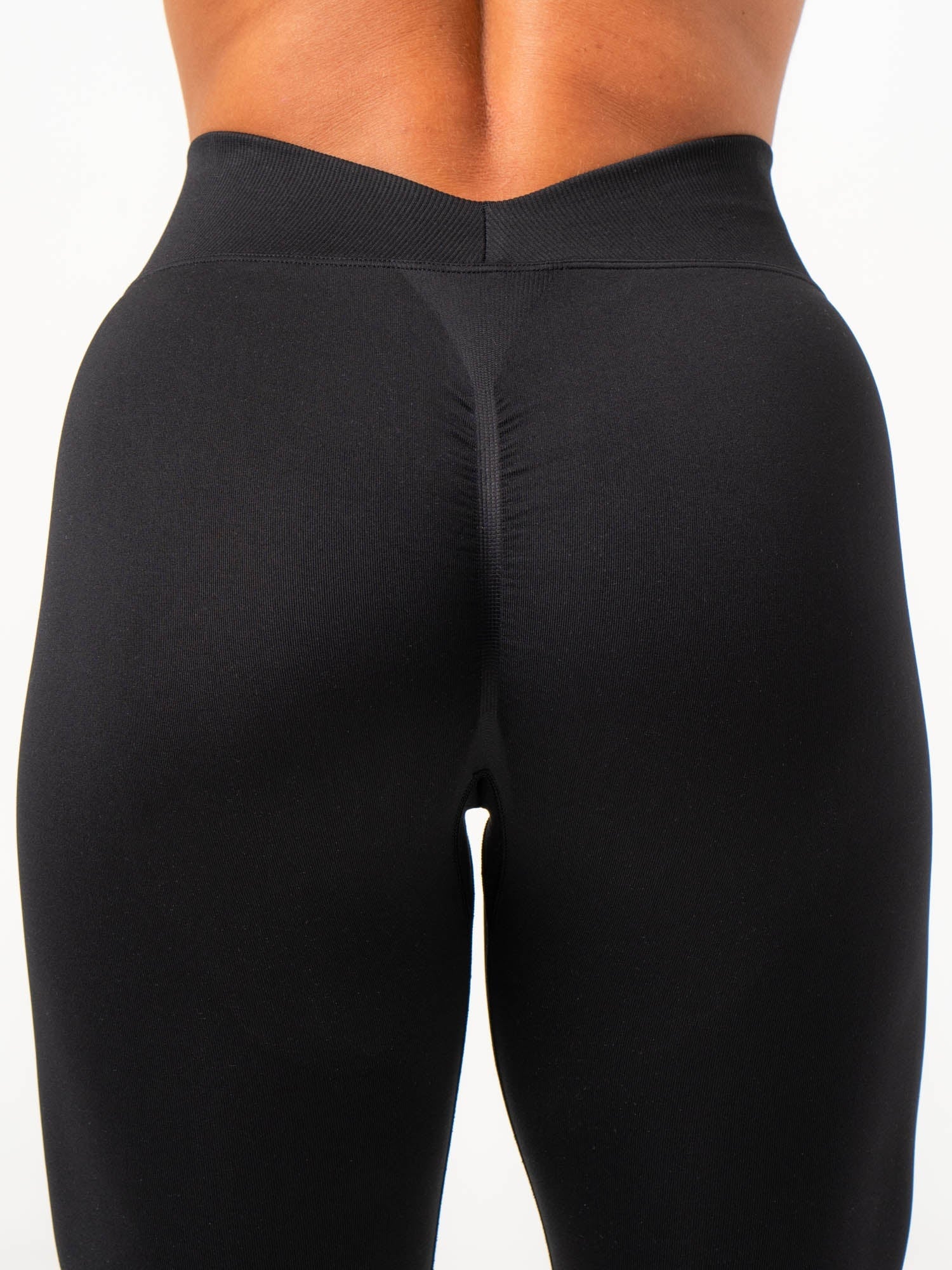 Seamless V Back Contour Leggings - Black
