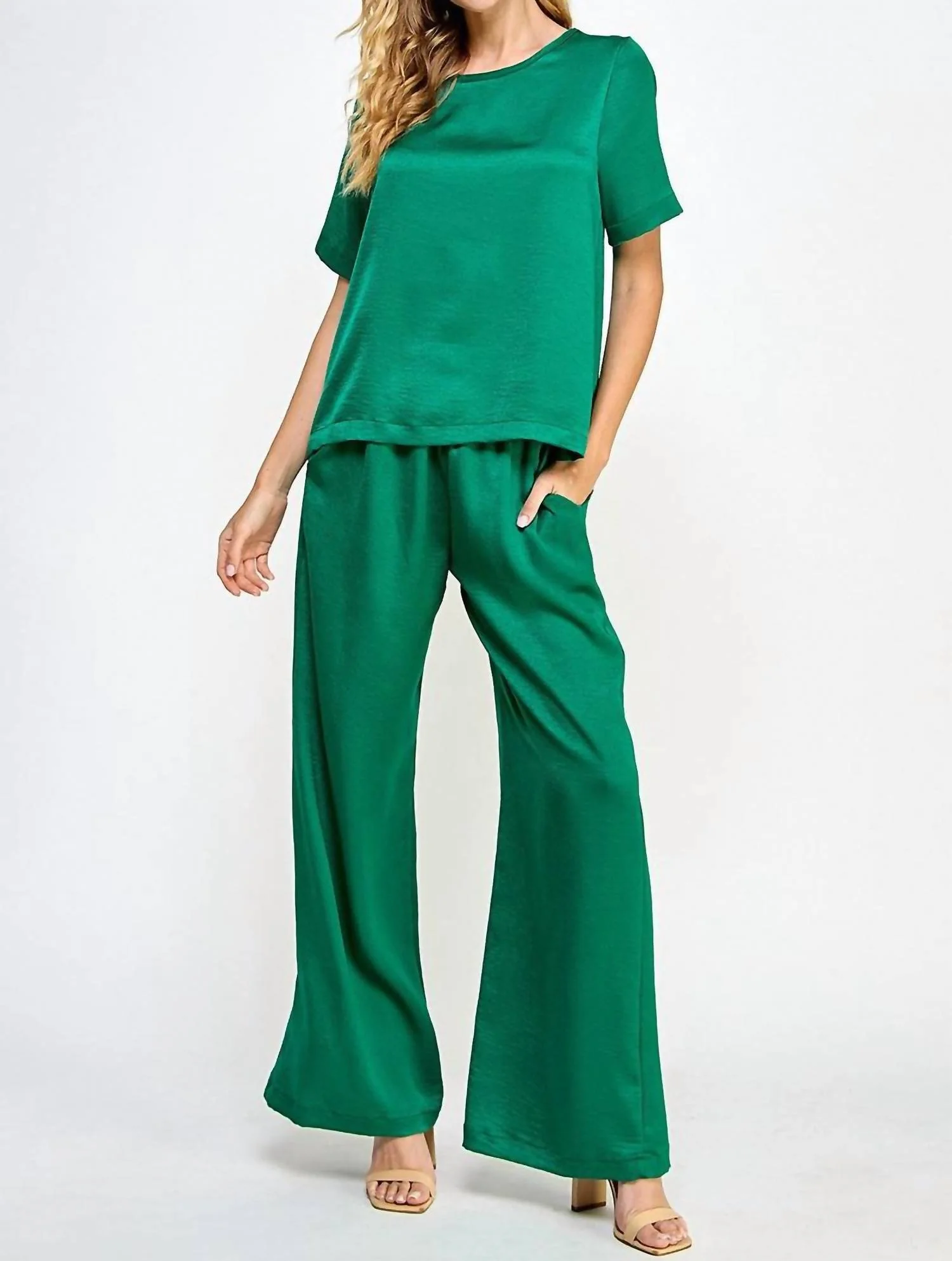 Solid Satin Set In Emerald