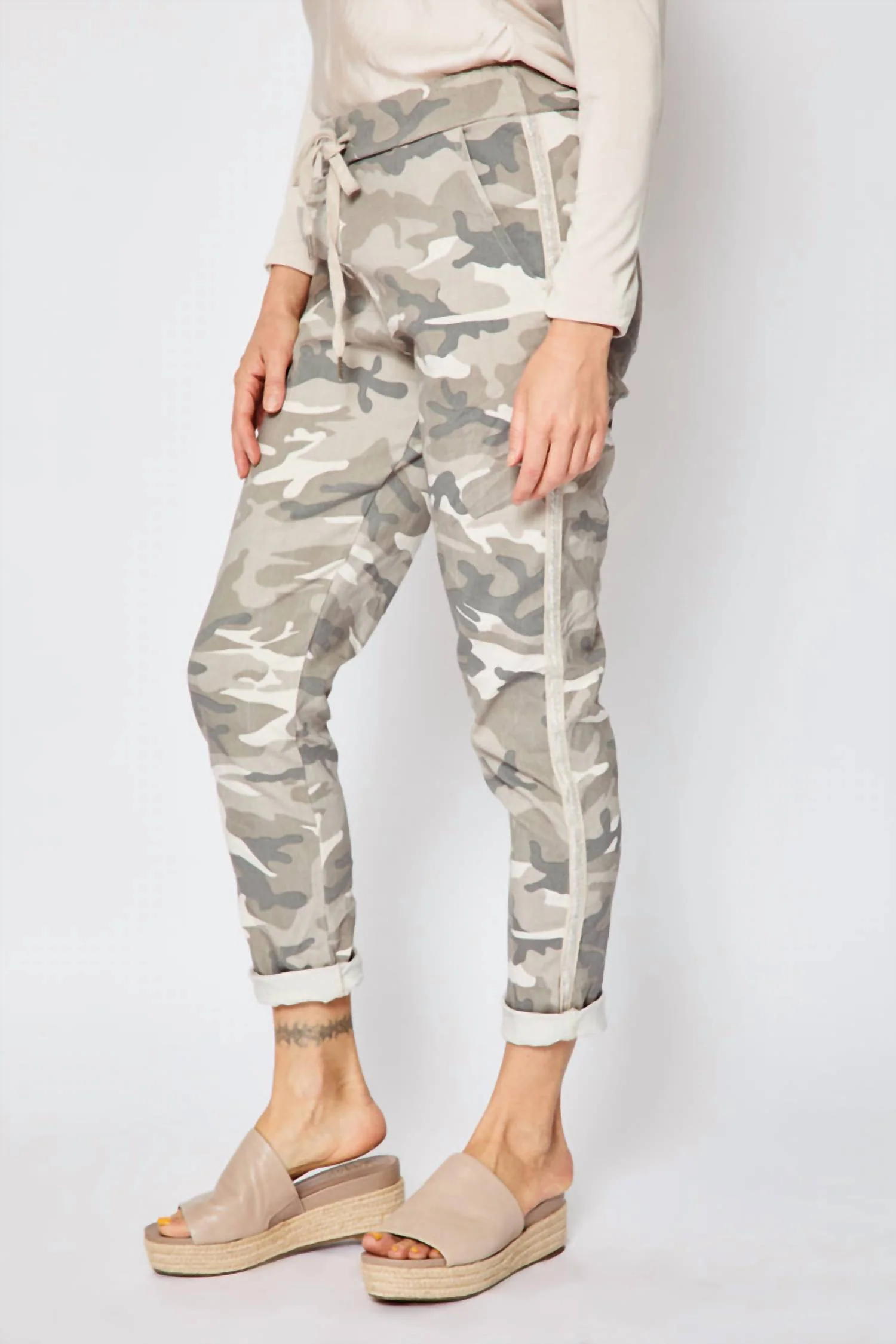 D Style Silver Stripe Camo Pants In Sand