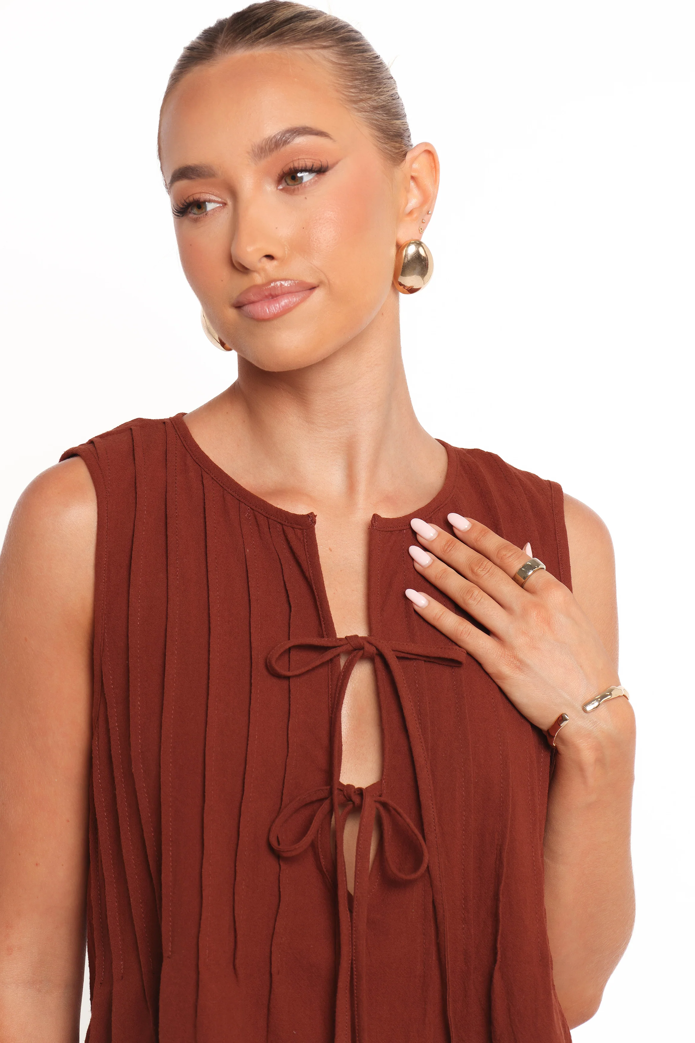 Nika Pleated Top - Chocolate Brown