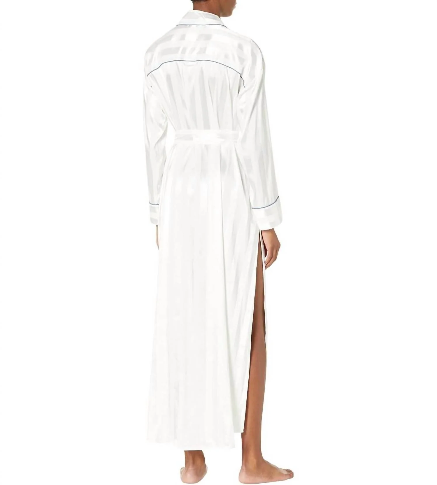 Pajama Party Holiday Robe In Ivory
