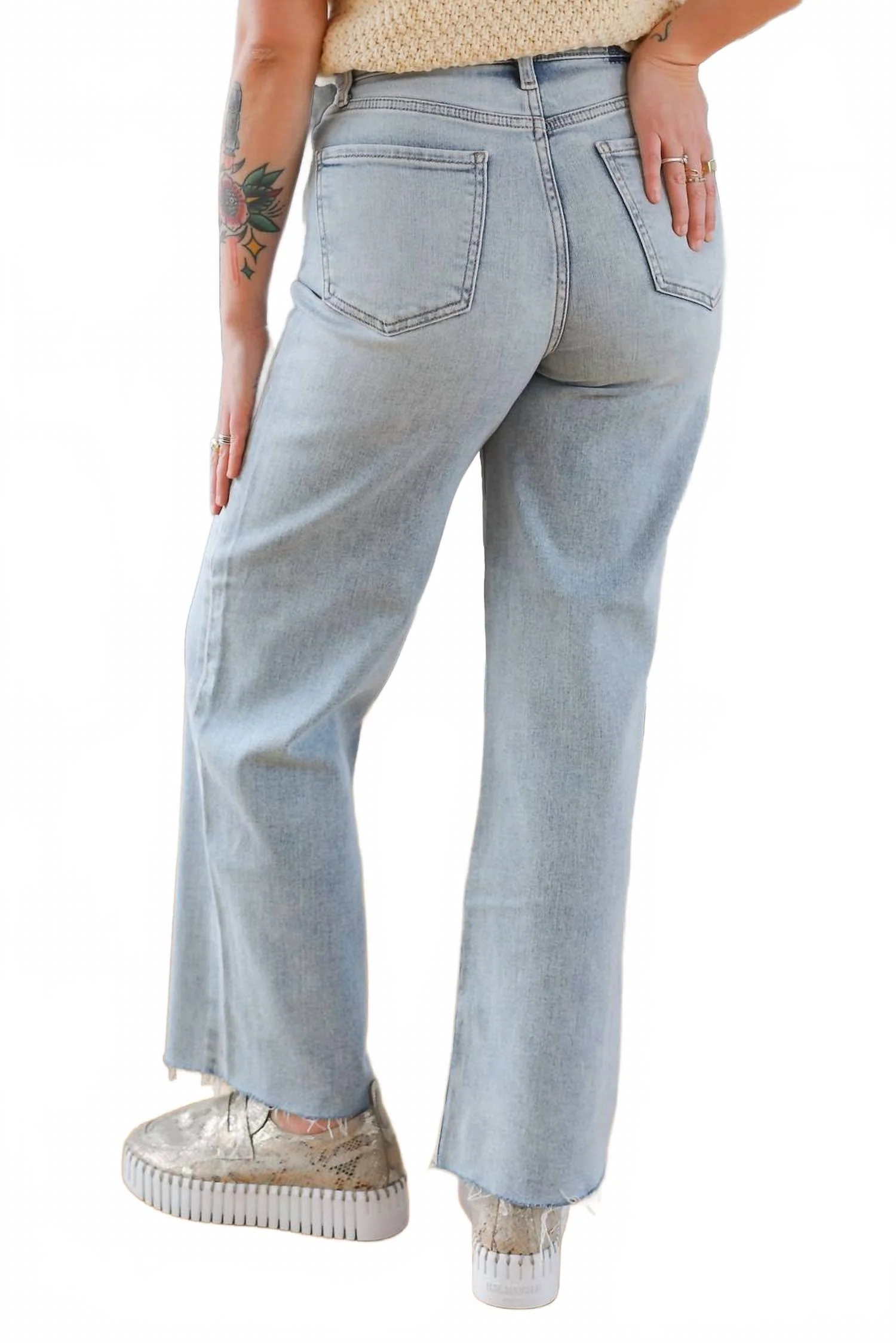 Pleaser High Rise Wide Ankle Jeans In Miracle