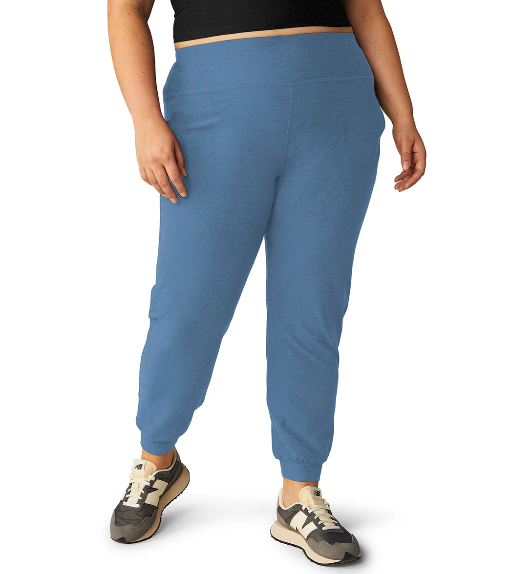 Beyond Yoga Plus Size Spacedye Midi Joggers