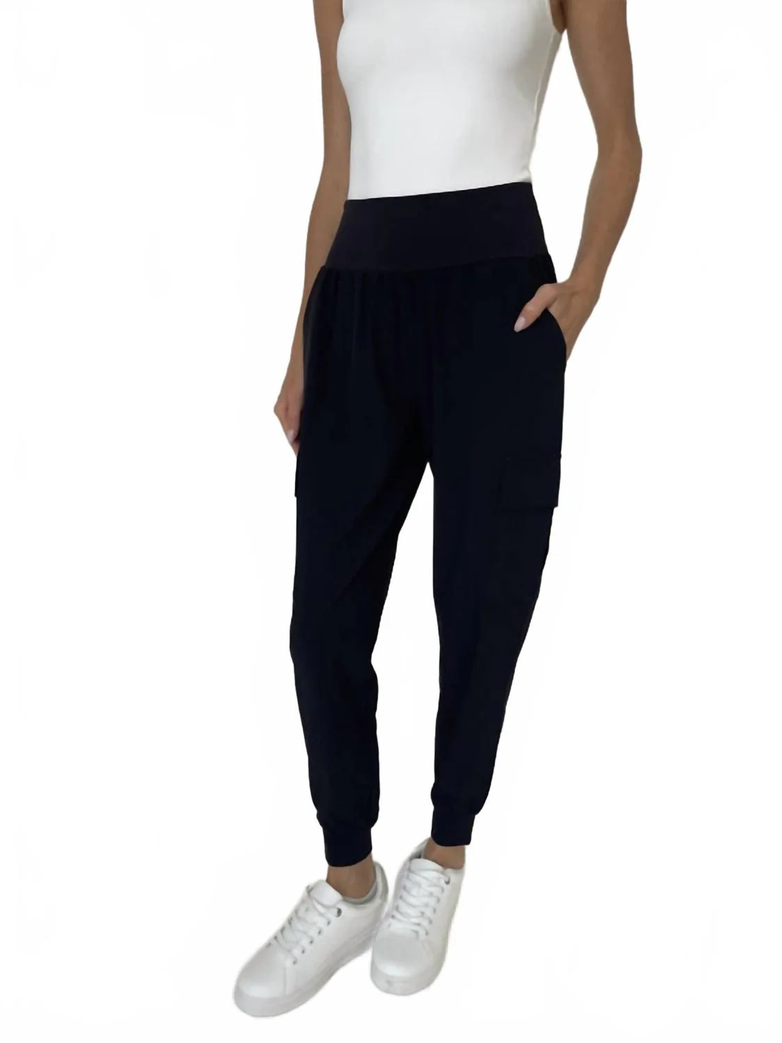 Kristie Jogger In Black