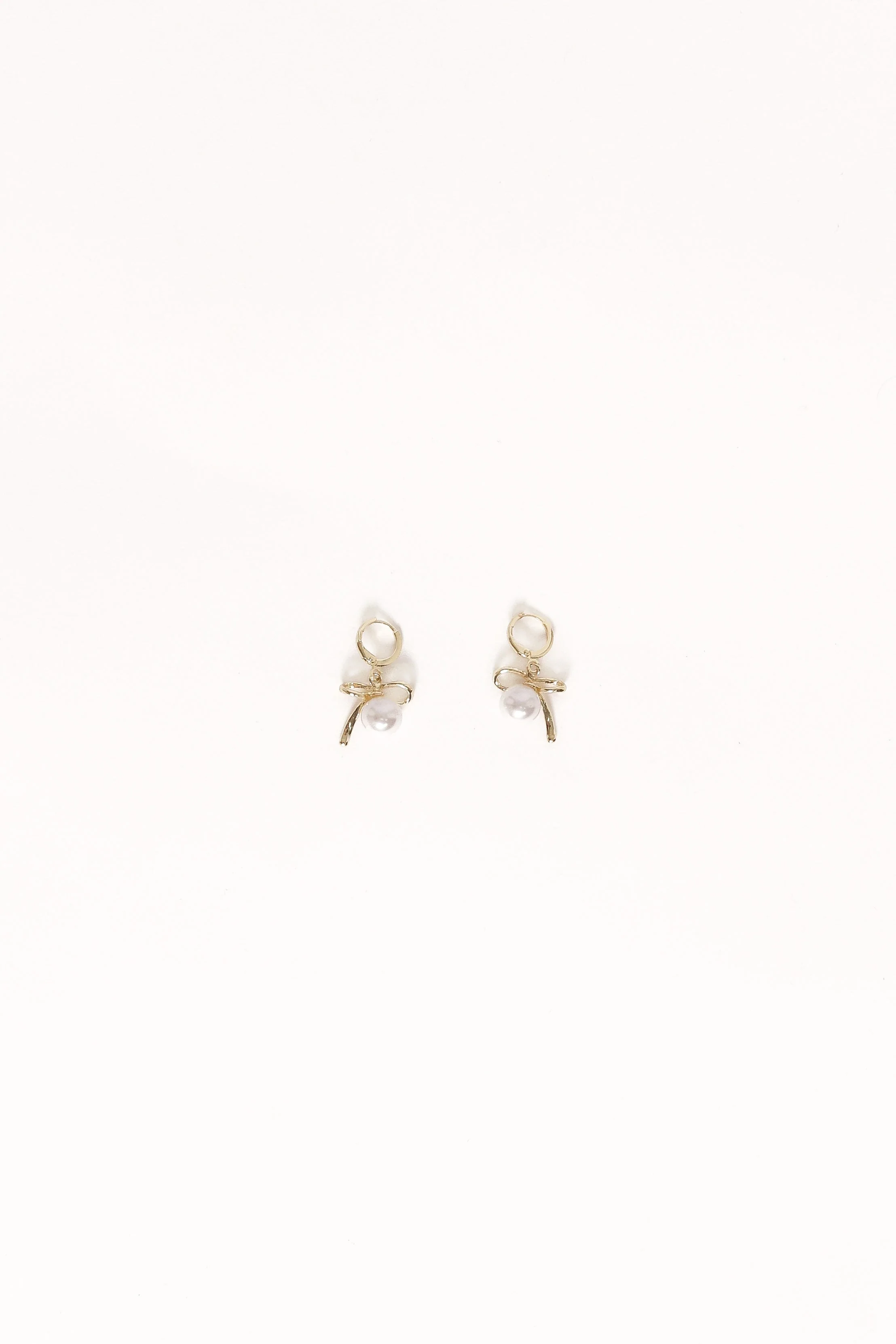 Louisa Bow Earrings - Gold/Pearl