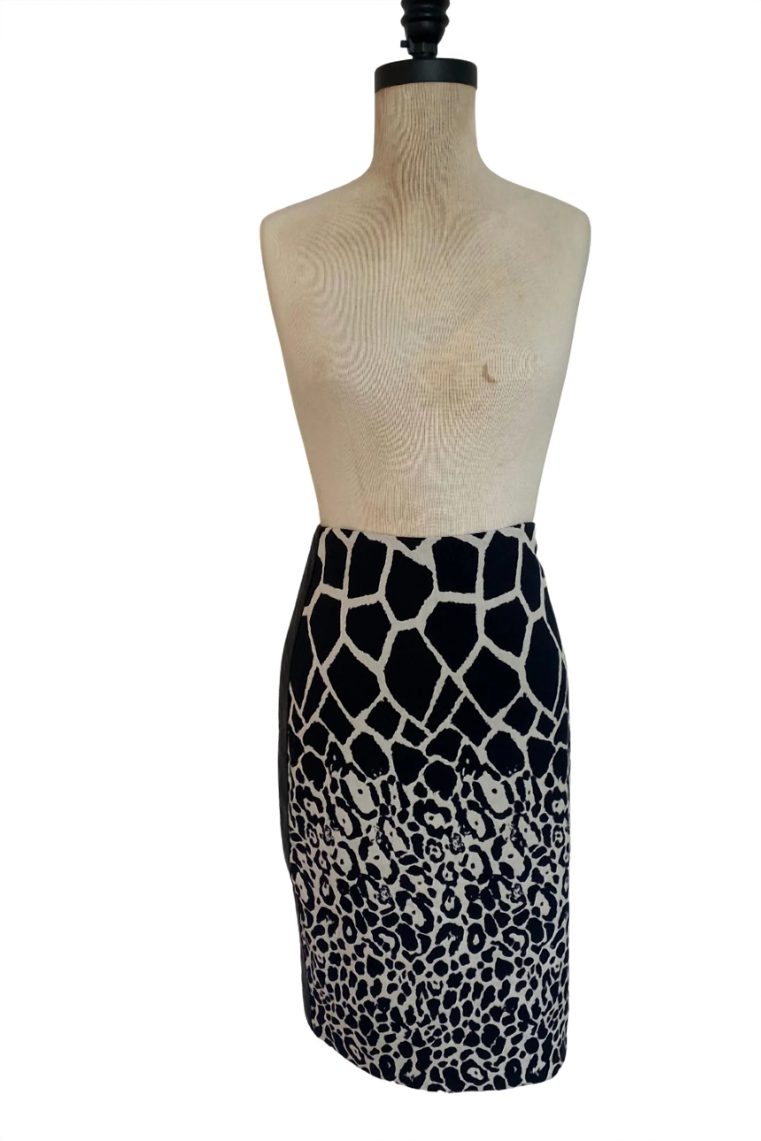 High Waist Skirt In Black/white