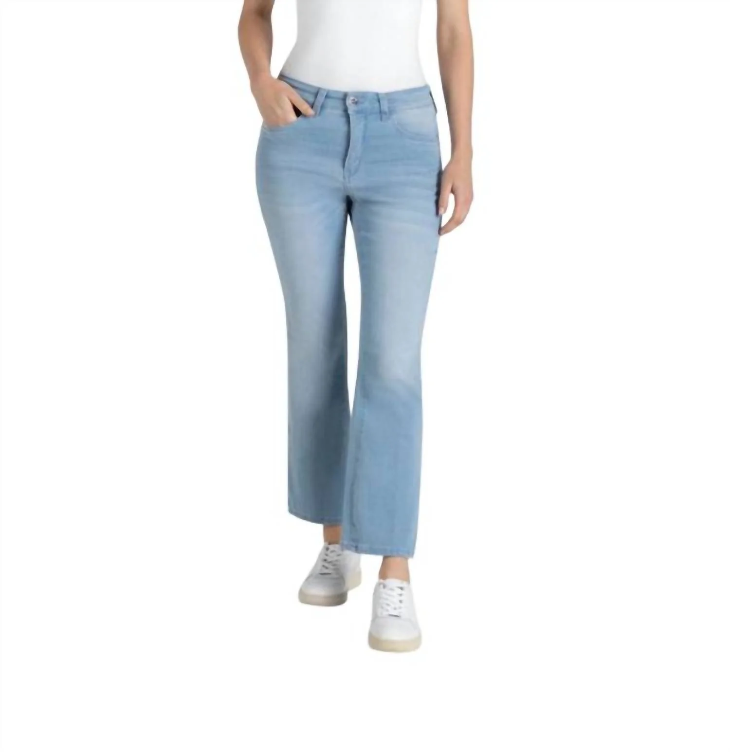 Dream Kick Flare Leg Jean In Summer Blue