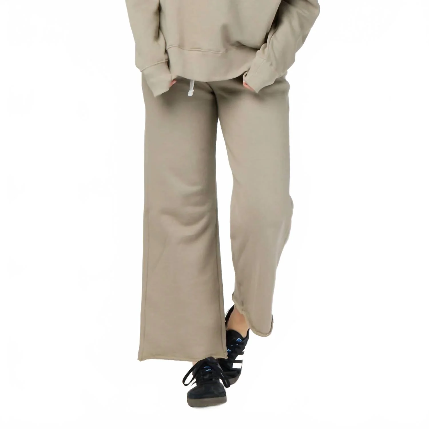 Weekend Barb Loved Sweatpant In Taupe