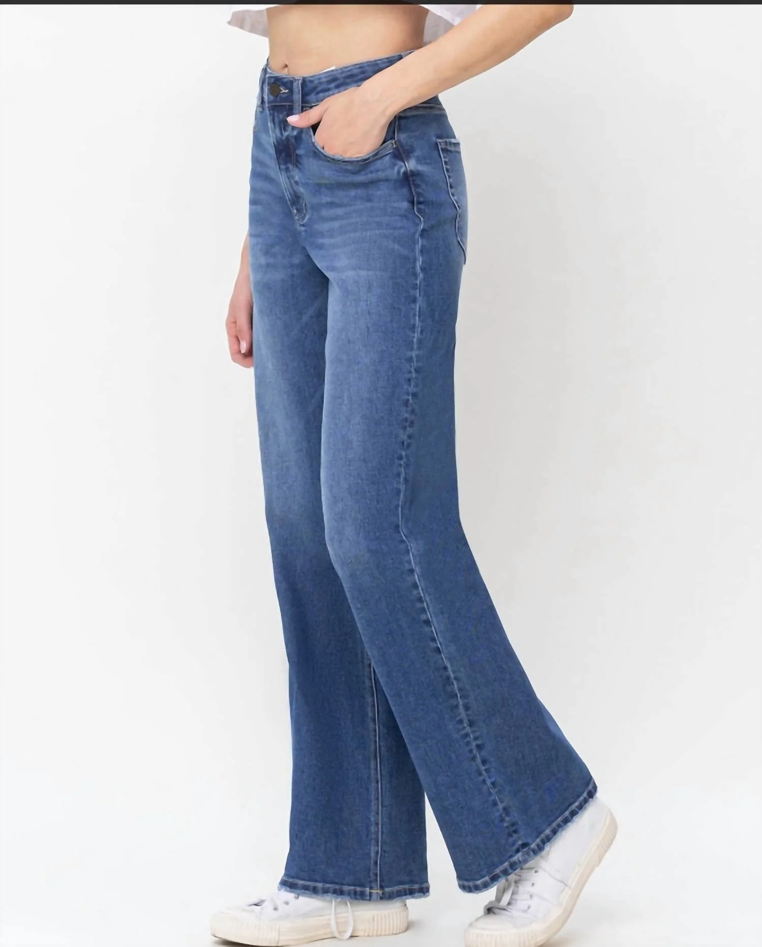 Straight Outta The 90's Vintage Loose Fit Jeans In Md Wash