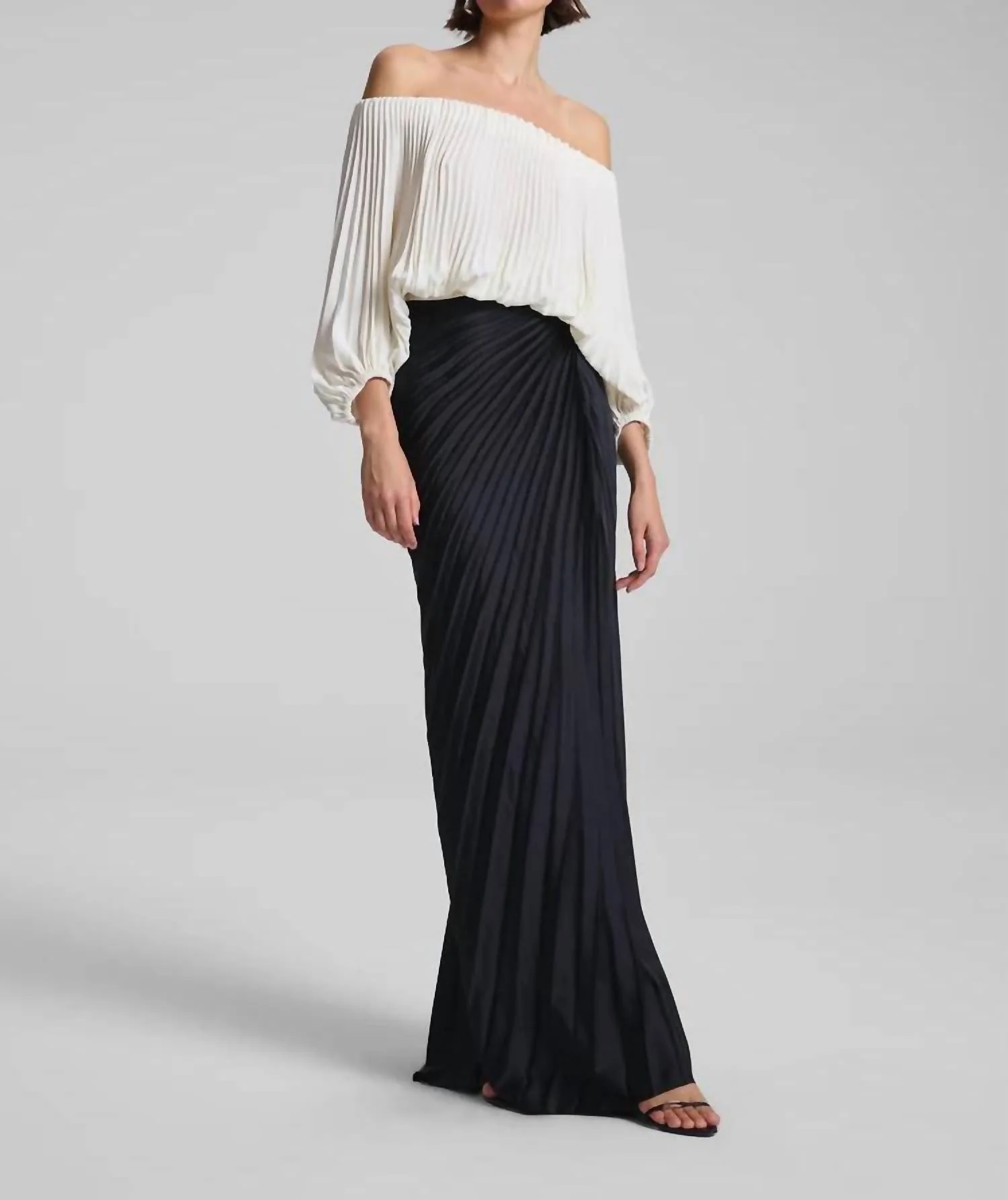 Bianca Pleated Maxi Skirt In Black