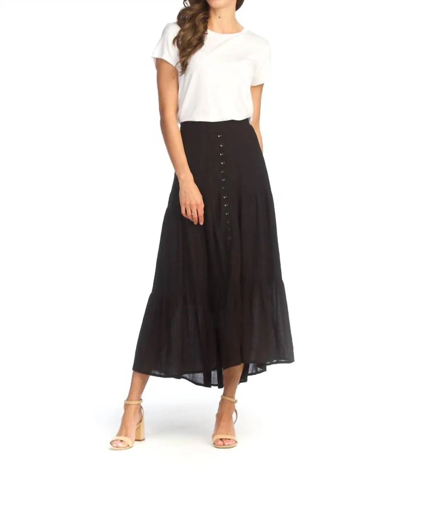 Solid Tiered Skirt In Black