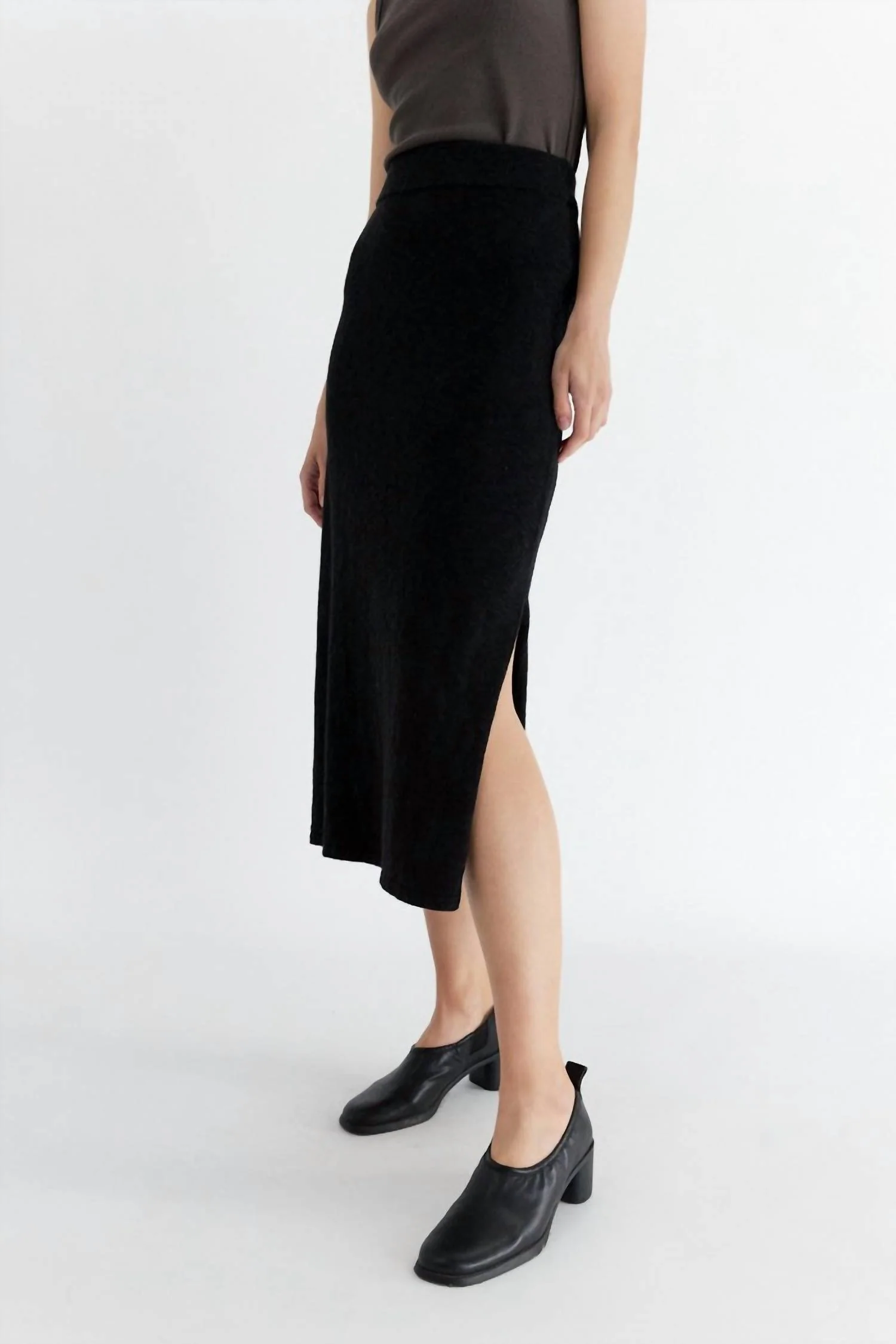 The Rosey Skirt In Black