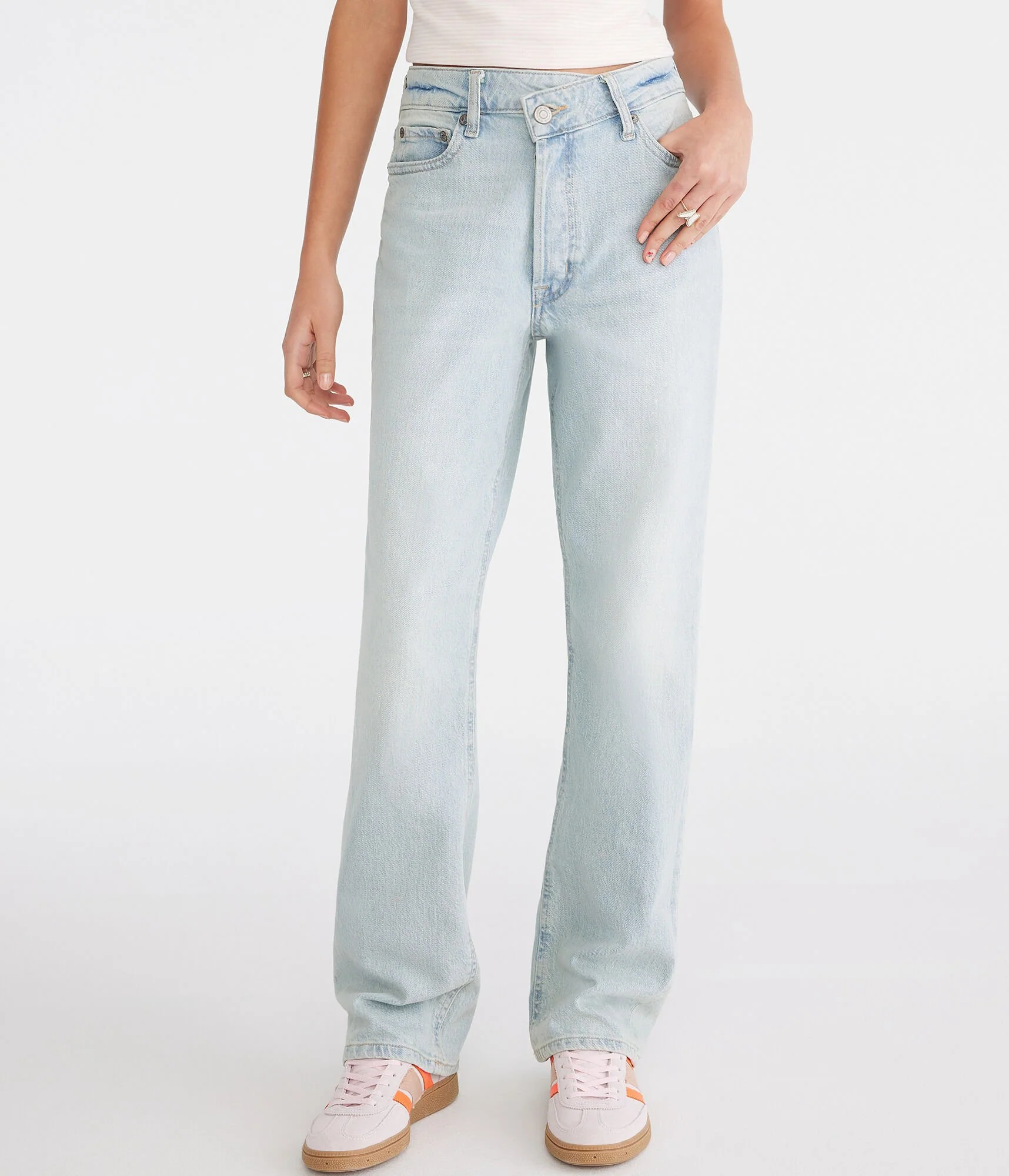 Aeropostale Curvy High-Rise Baggy Jean