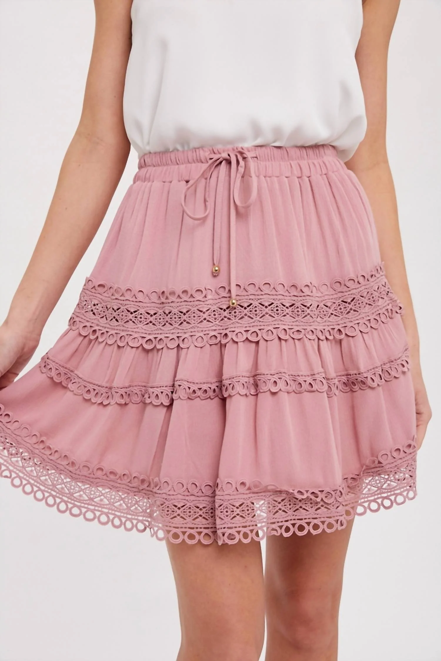 Lace Trim Mini Skirt In Rose