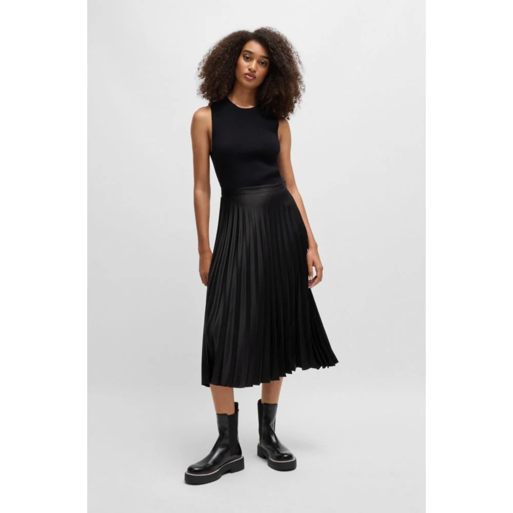 Plissé maxi skirt in satin twill