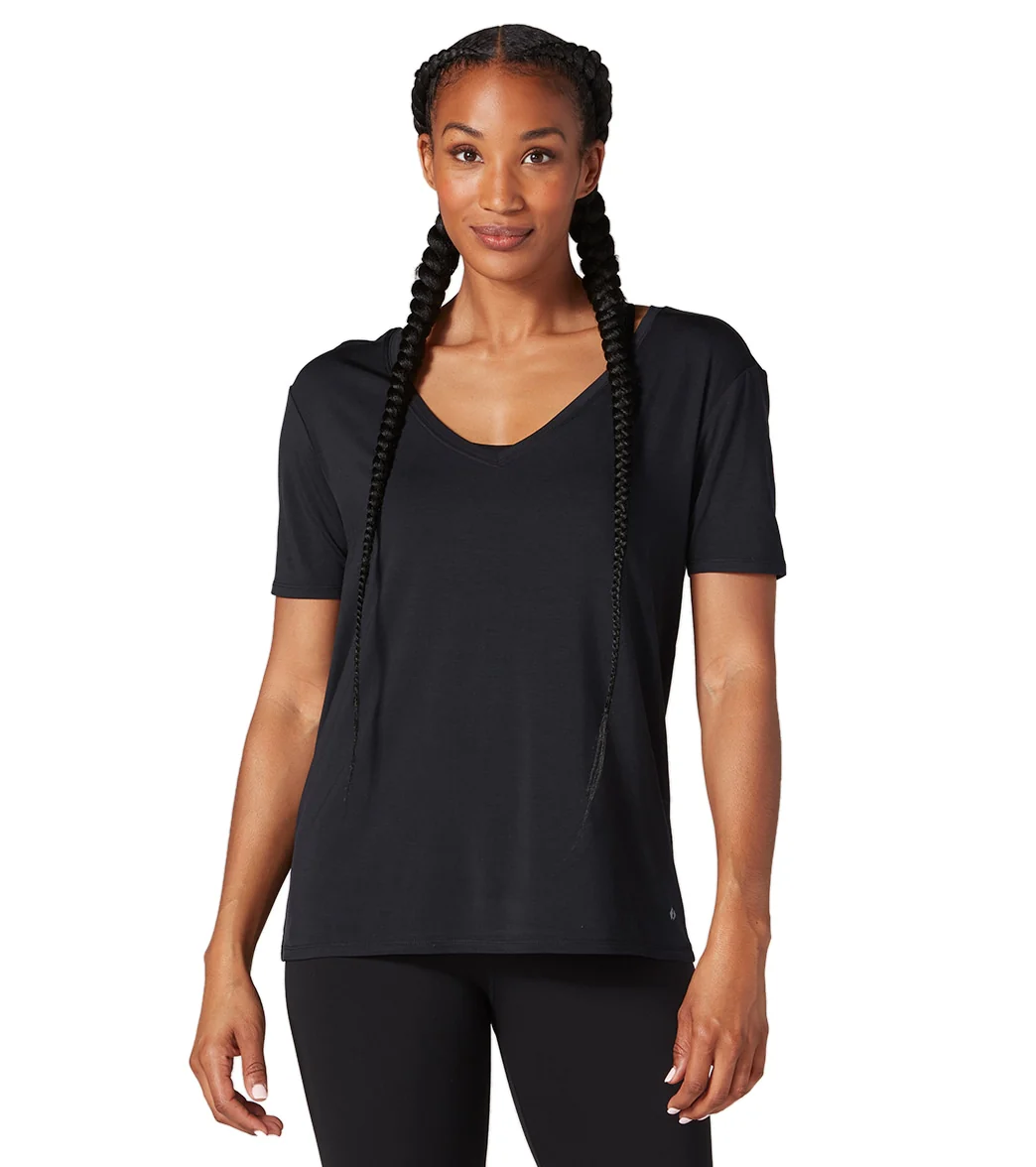 Tavi Everyday V-Neck Tee