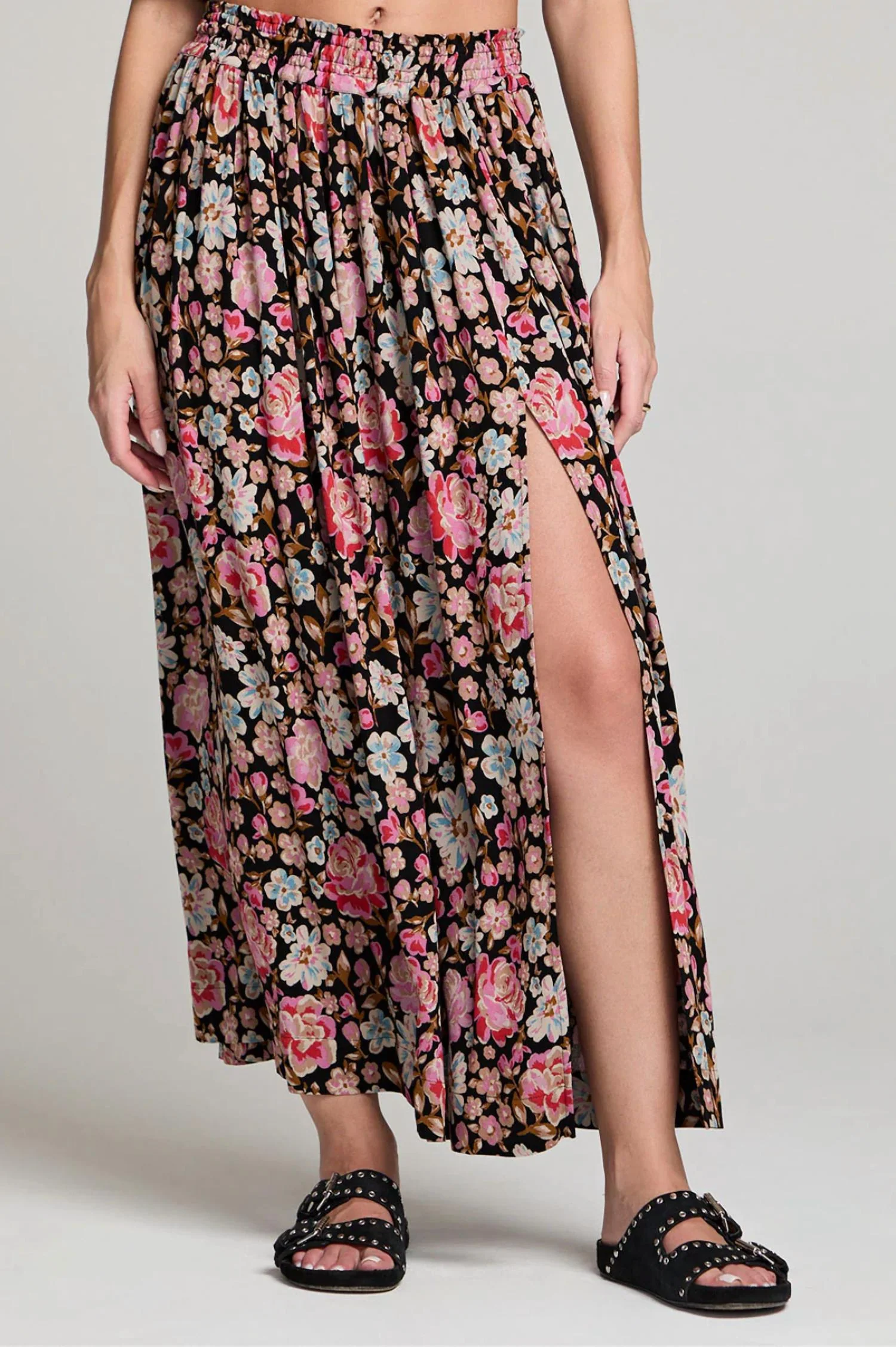 Delvine Skirt In Midnight Floral Fusion