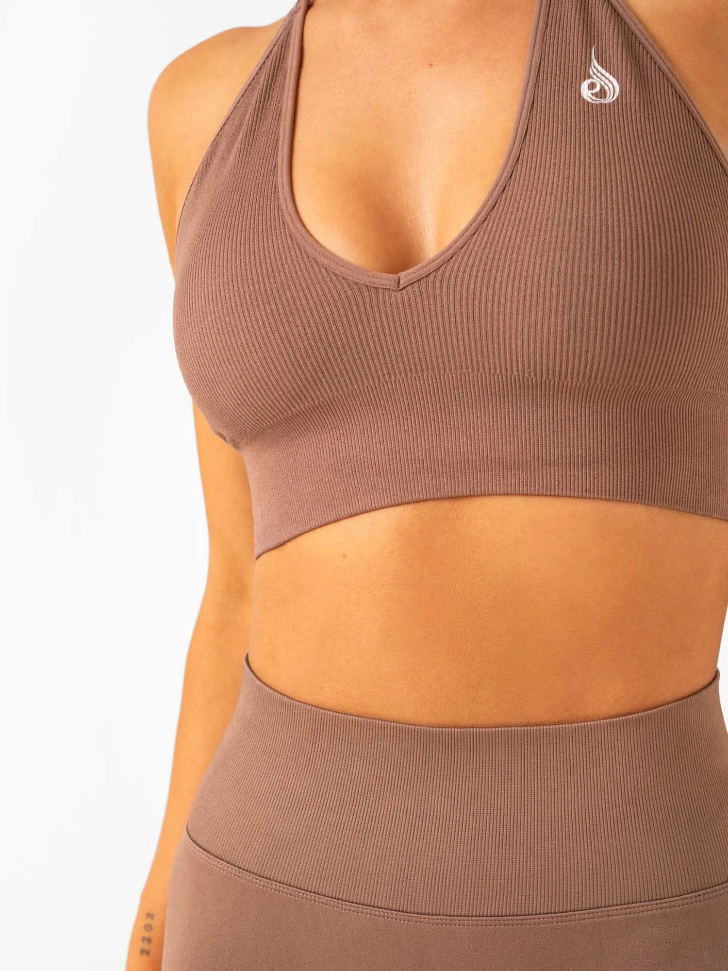 Lift Rib Seamless Halter Sports Bra - Almond