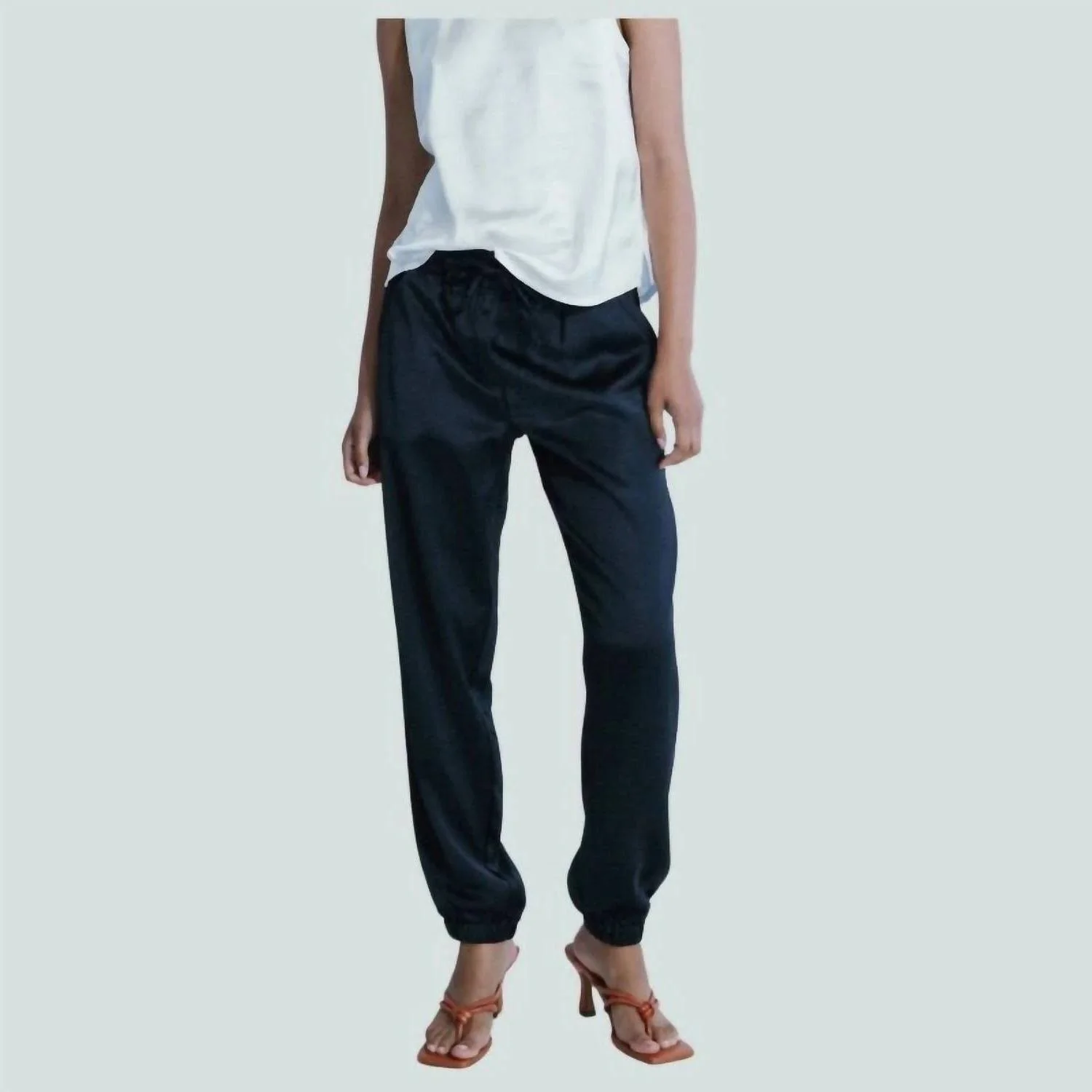 Davin Satin Jogger Pants In Navy