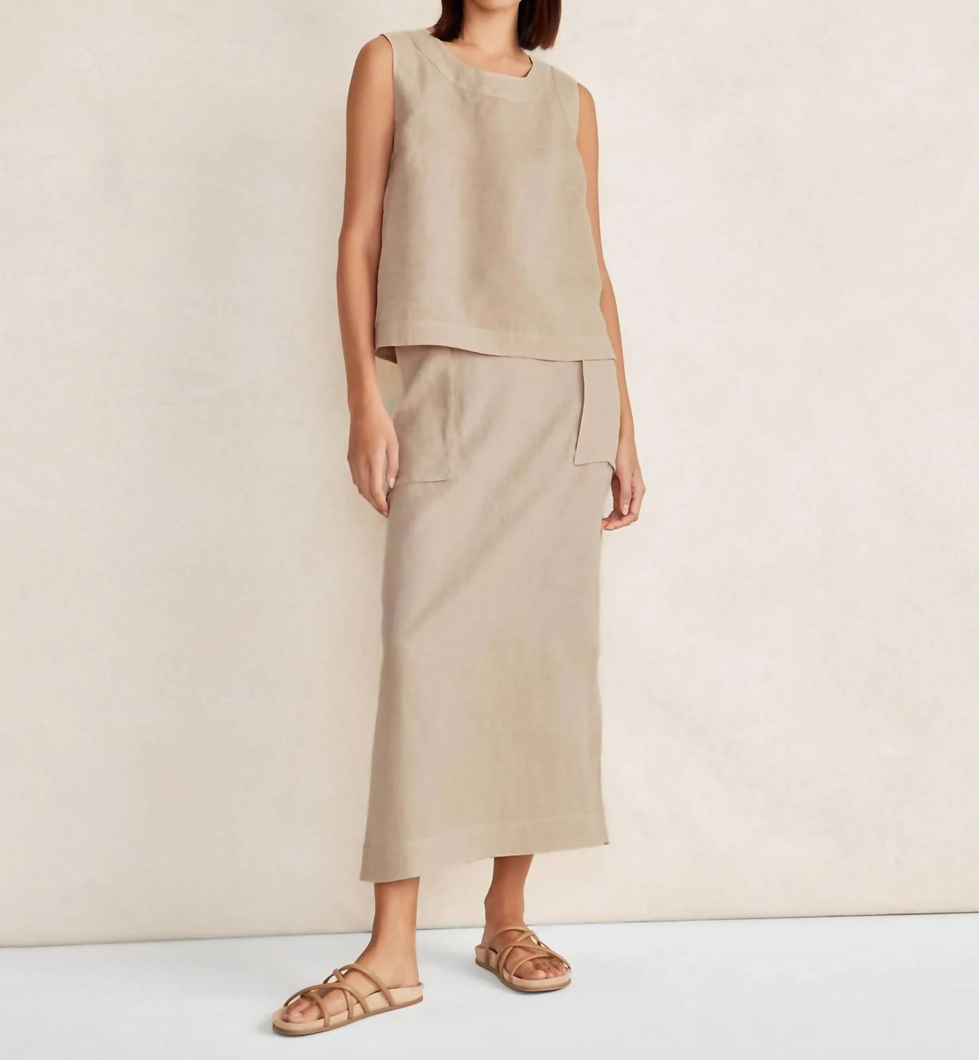 Linen Cargo Skirt In Latte Beige