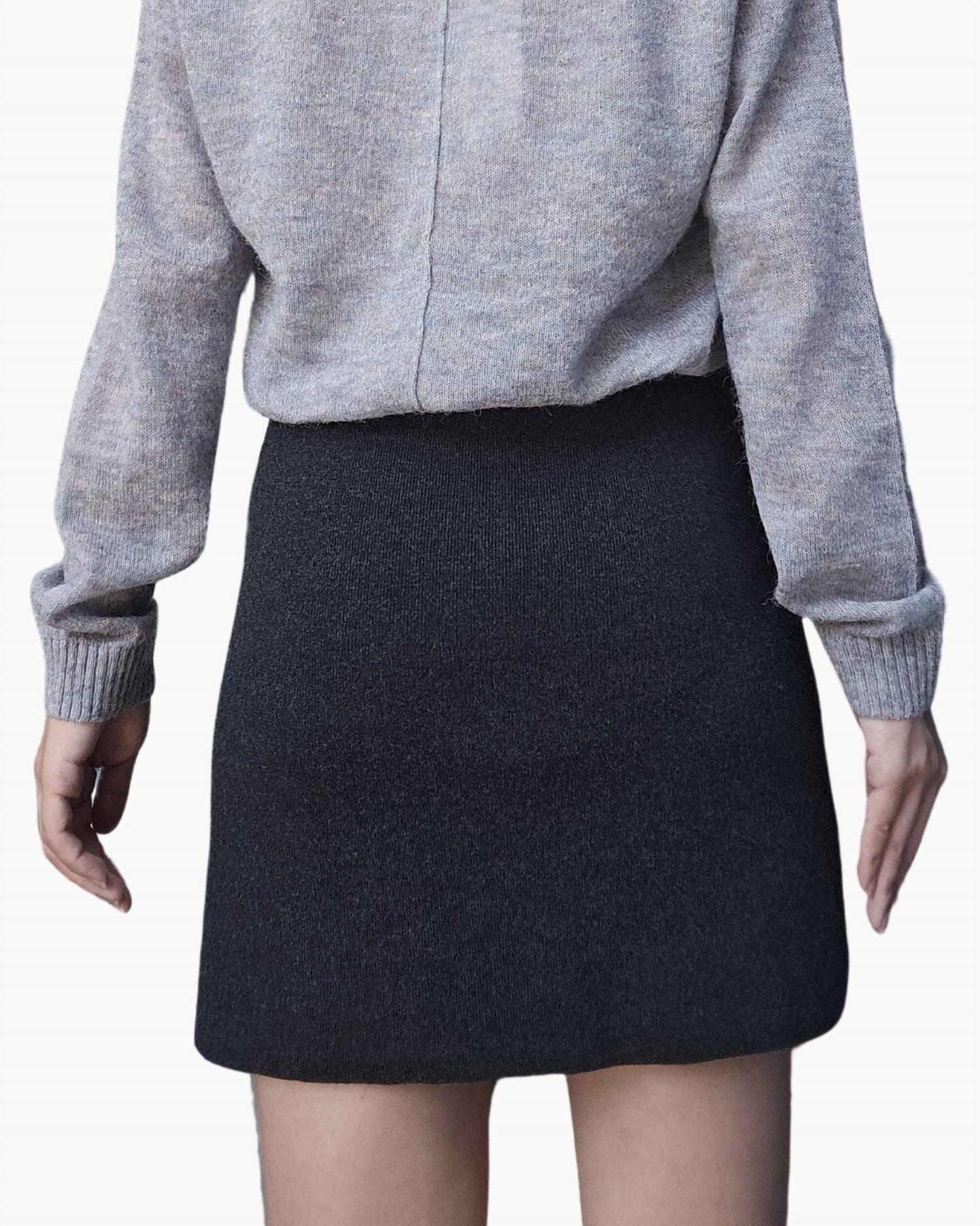 Messina Knitted Skirt In Dark Grey